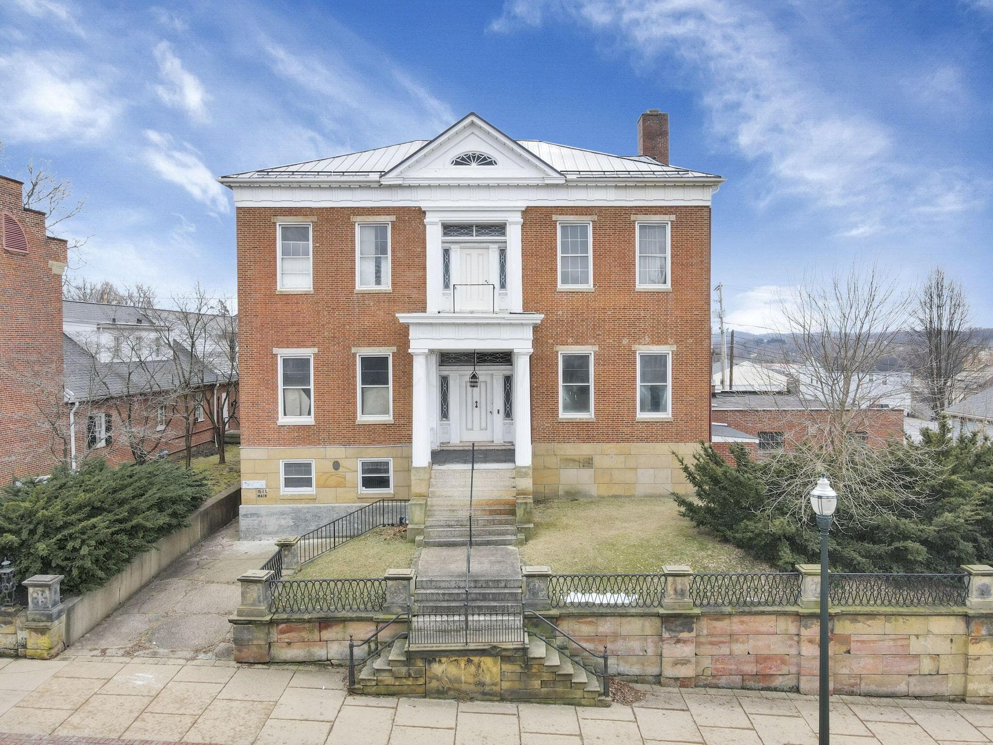 154 E Main Street, Lancaster, OH 43130