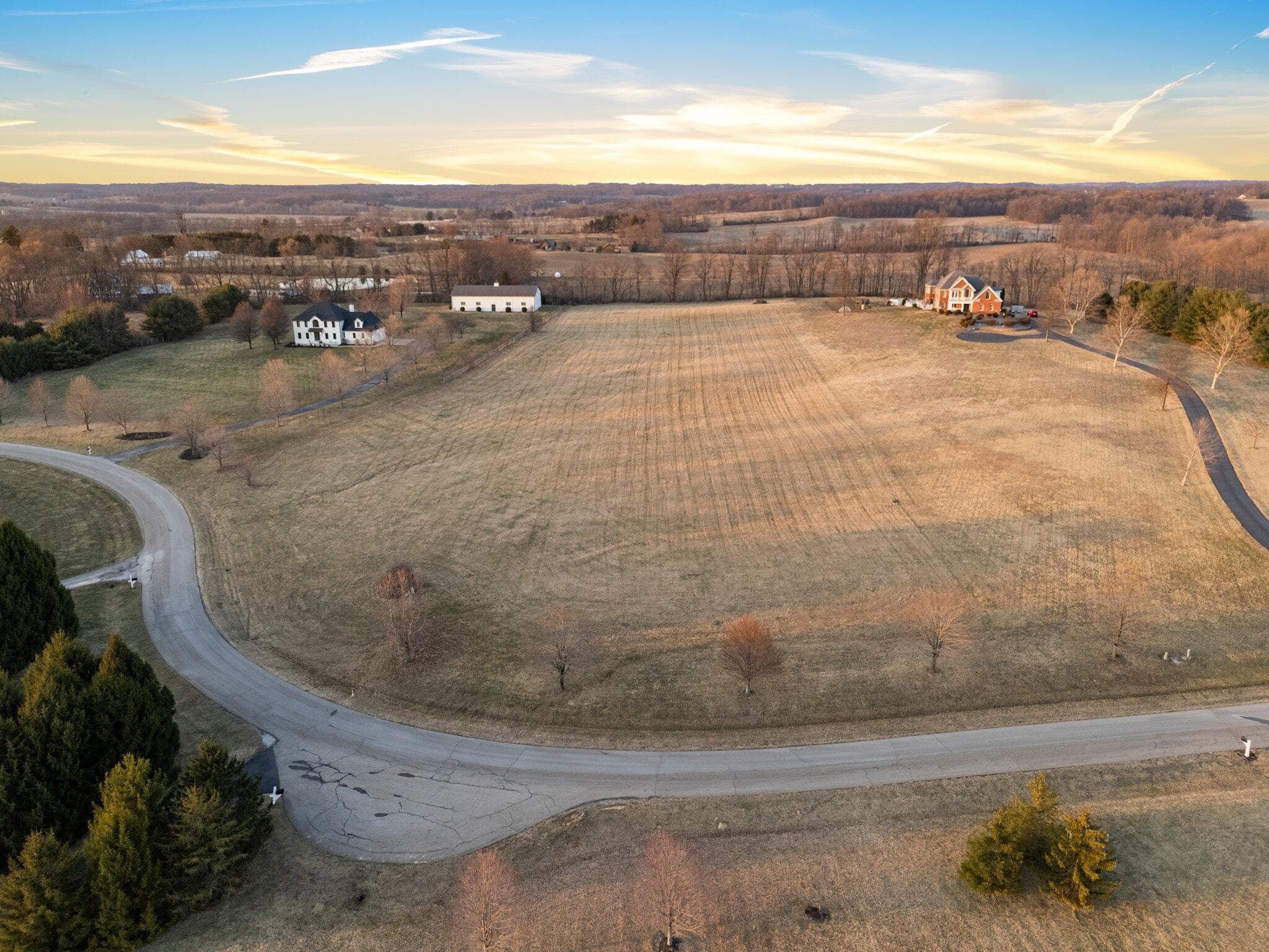 135 Glyn Carin Lane, Granville, OH 43023