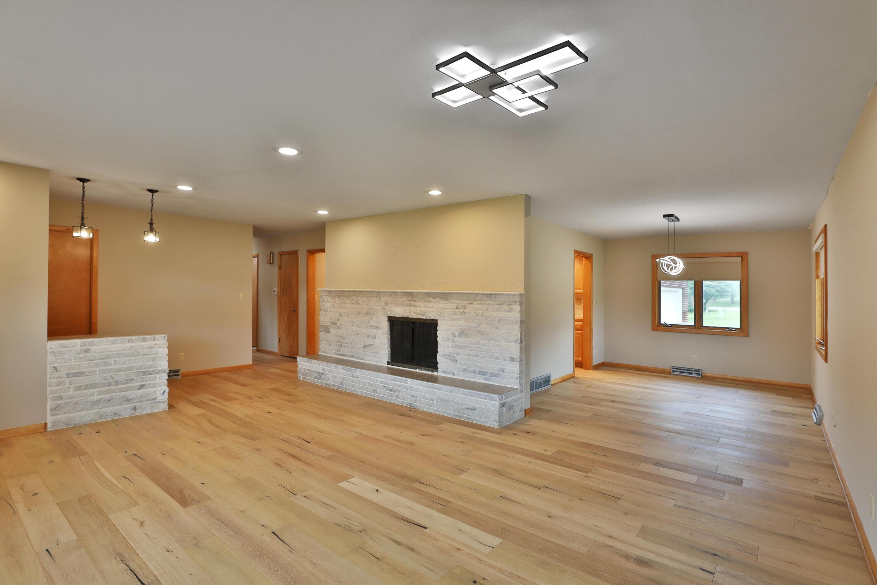 465 W Schrock Road, Westerville, OH 43081