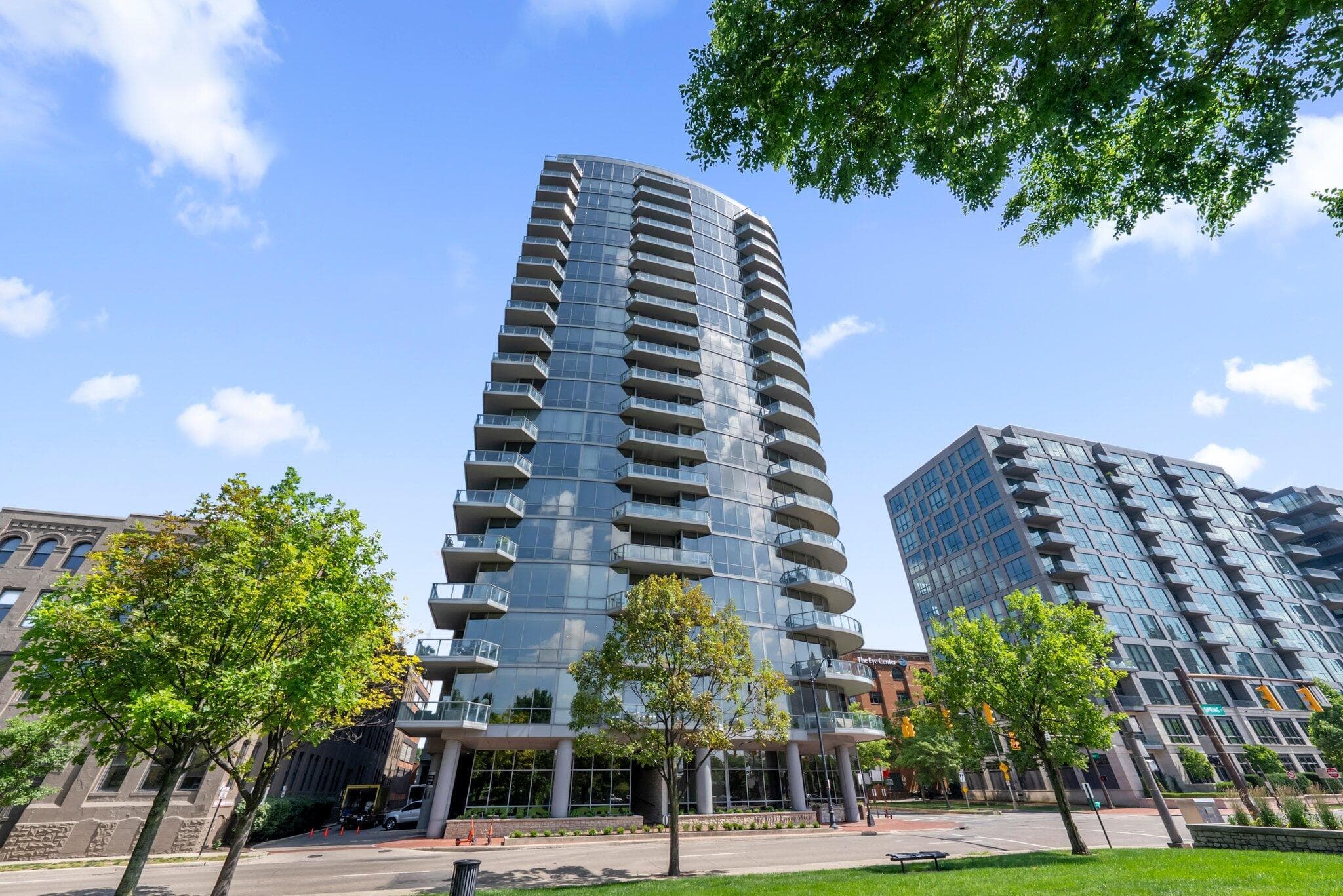 300 W Spring Street #404, Columbus, OH 43215