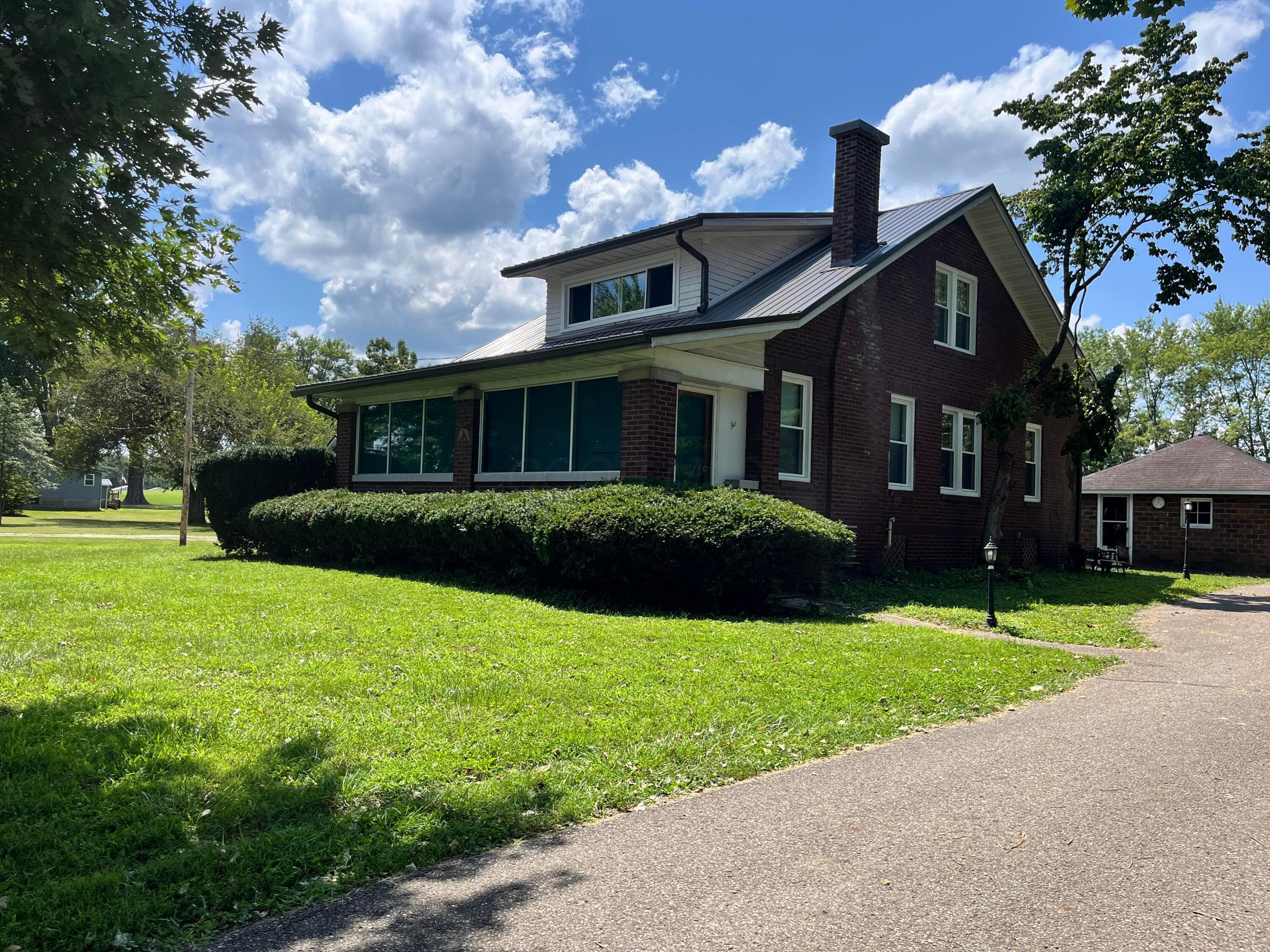 4015 Roseville Road, Zanesville, OH 43701