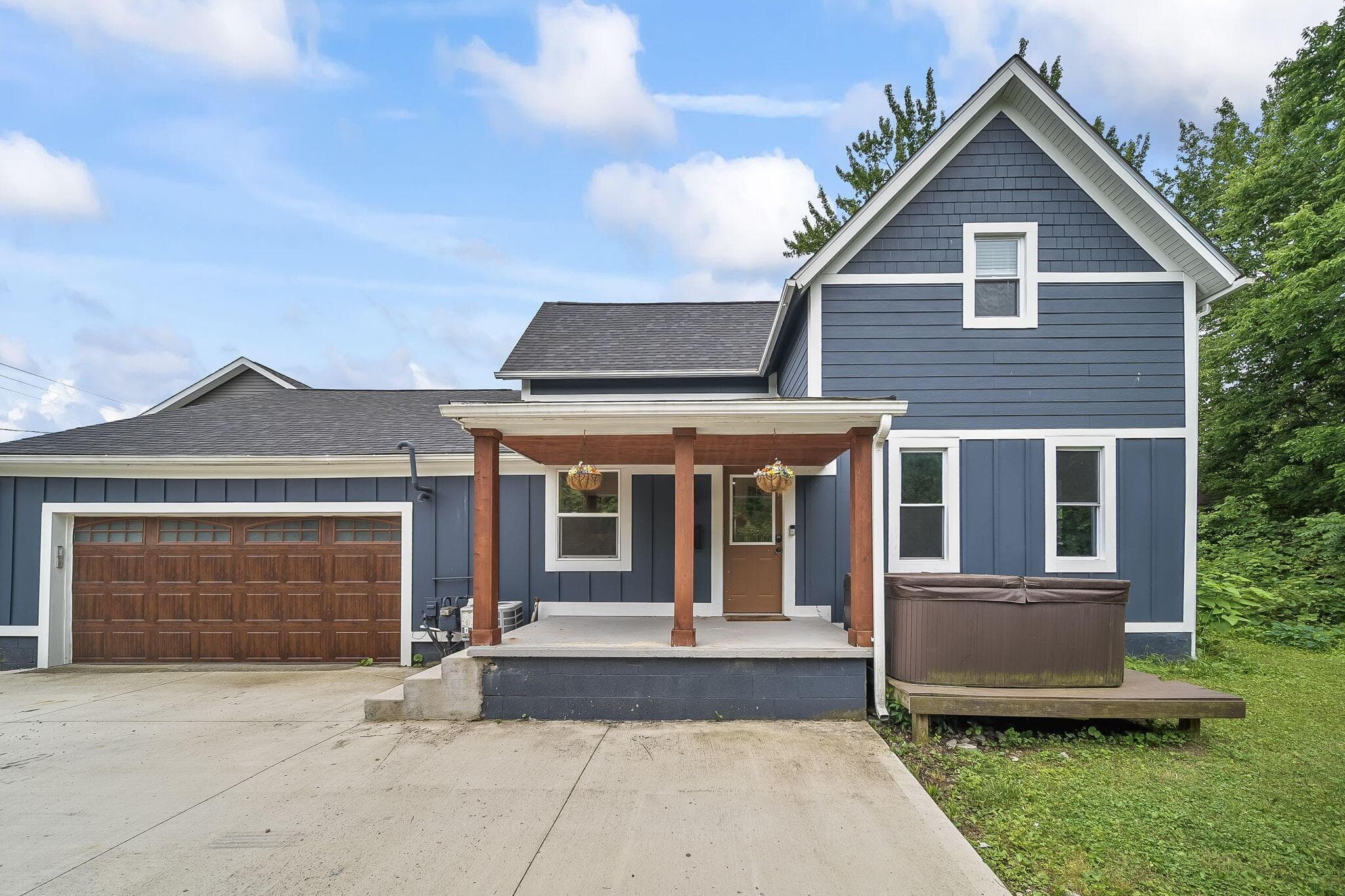 180 Jackson Street, Plain City, OH 43064