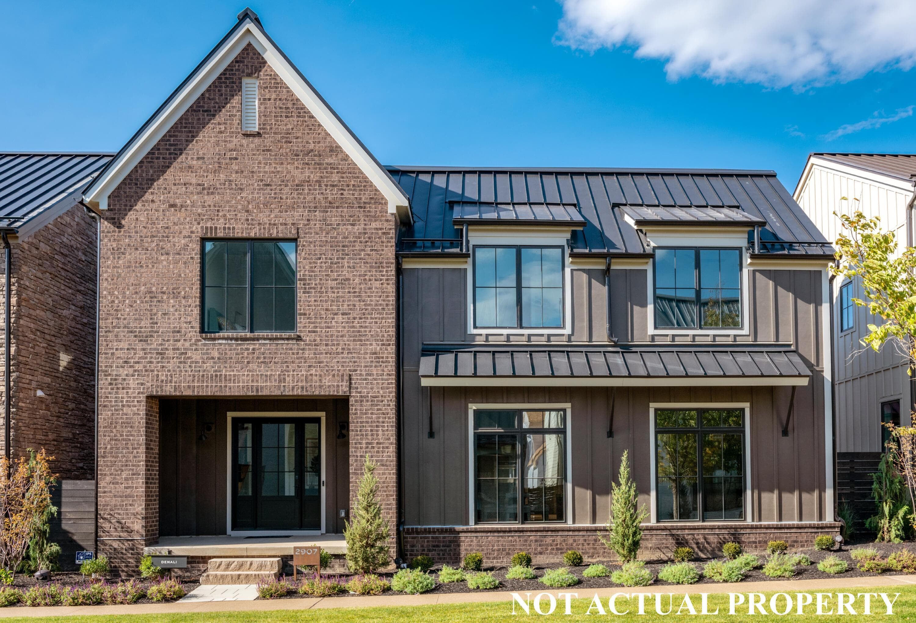 2424 Quarry Trails Drive, Columbus, OH 43228