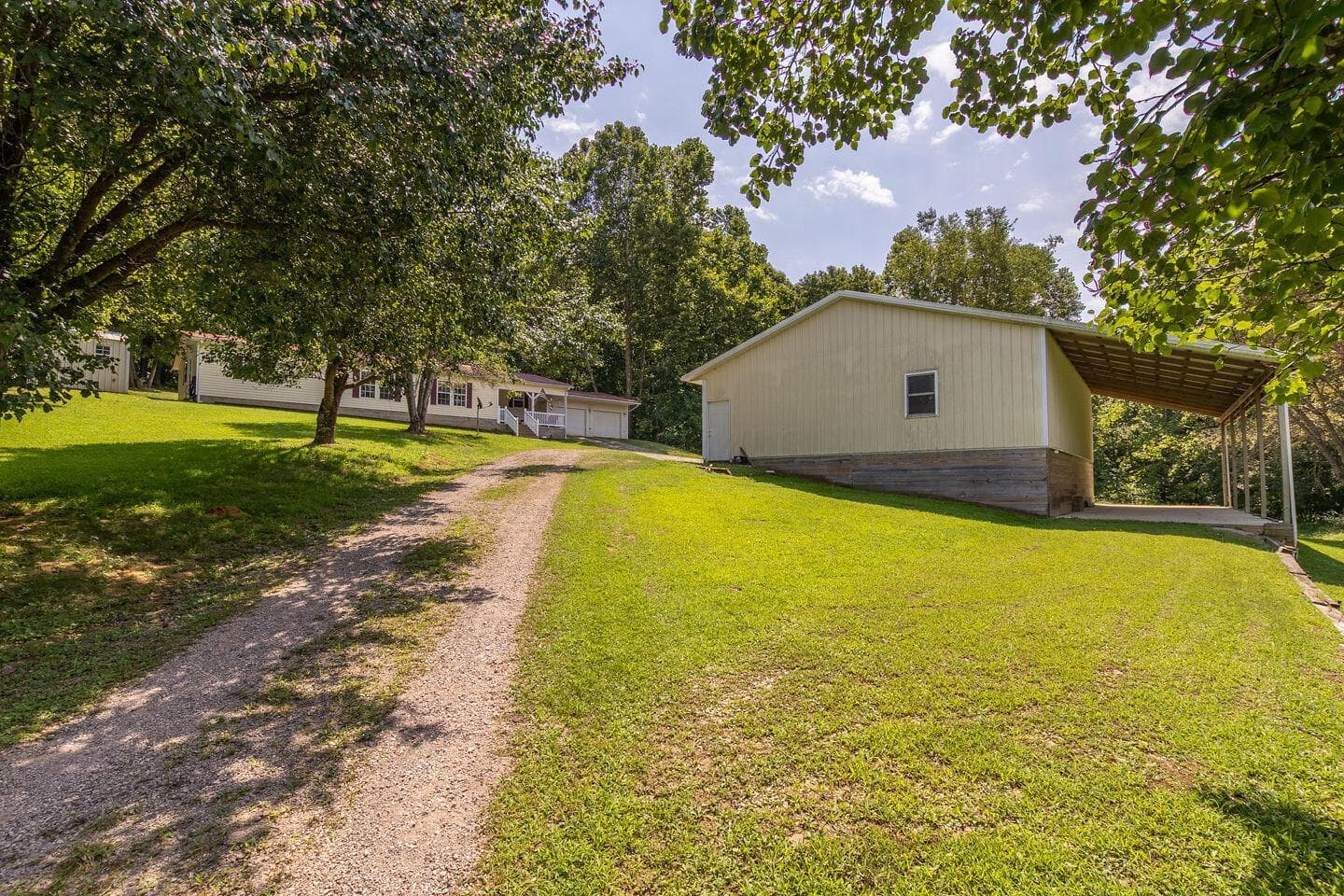 13570 Big Cola Road, Rockbridge, OH 43149