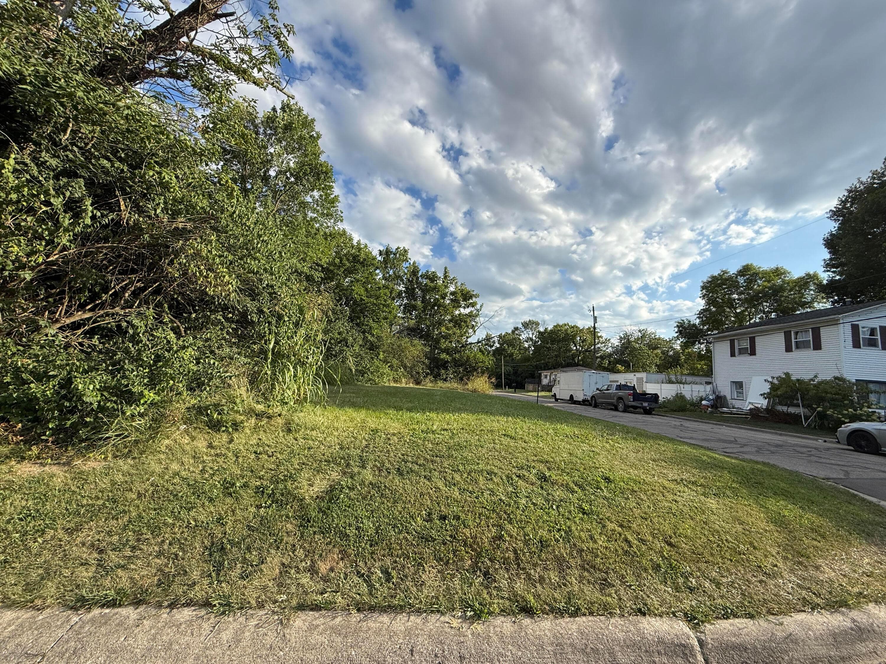 2776 Main Street, Urbancrest, OH 43123