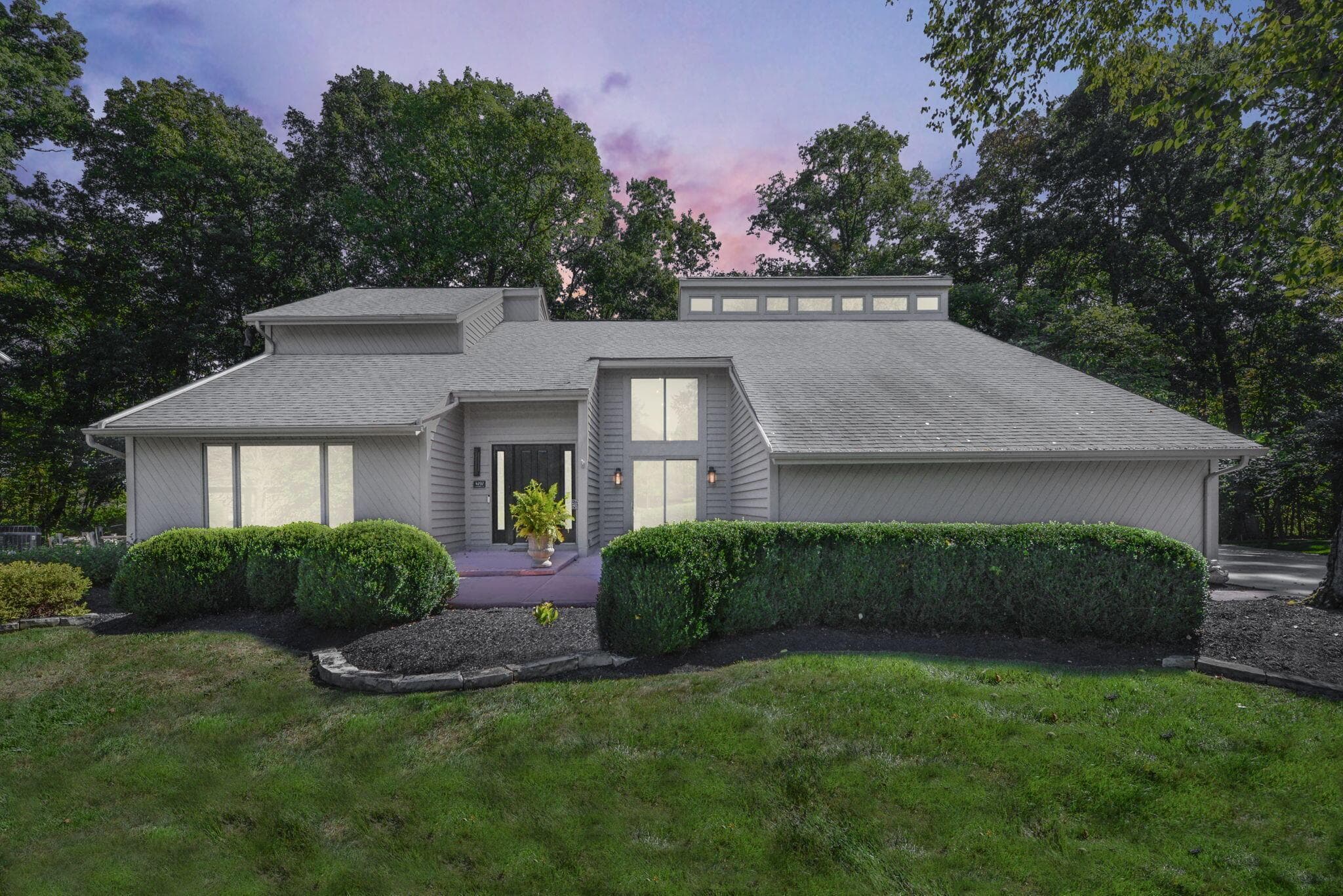 8292 Breckenridge Way, Columbus, OH 43235