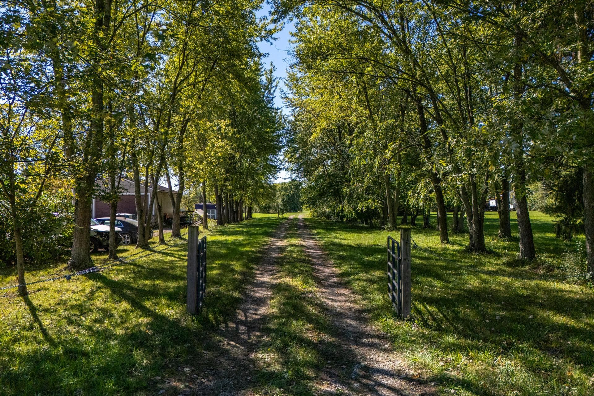 1717 London Groveport Road, Grove City, OH 43123