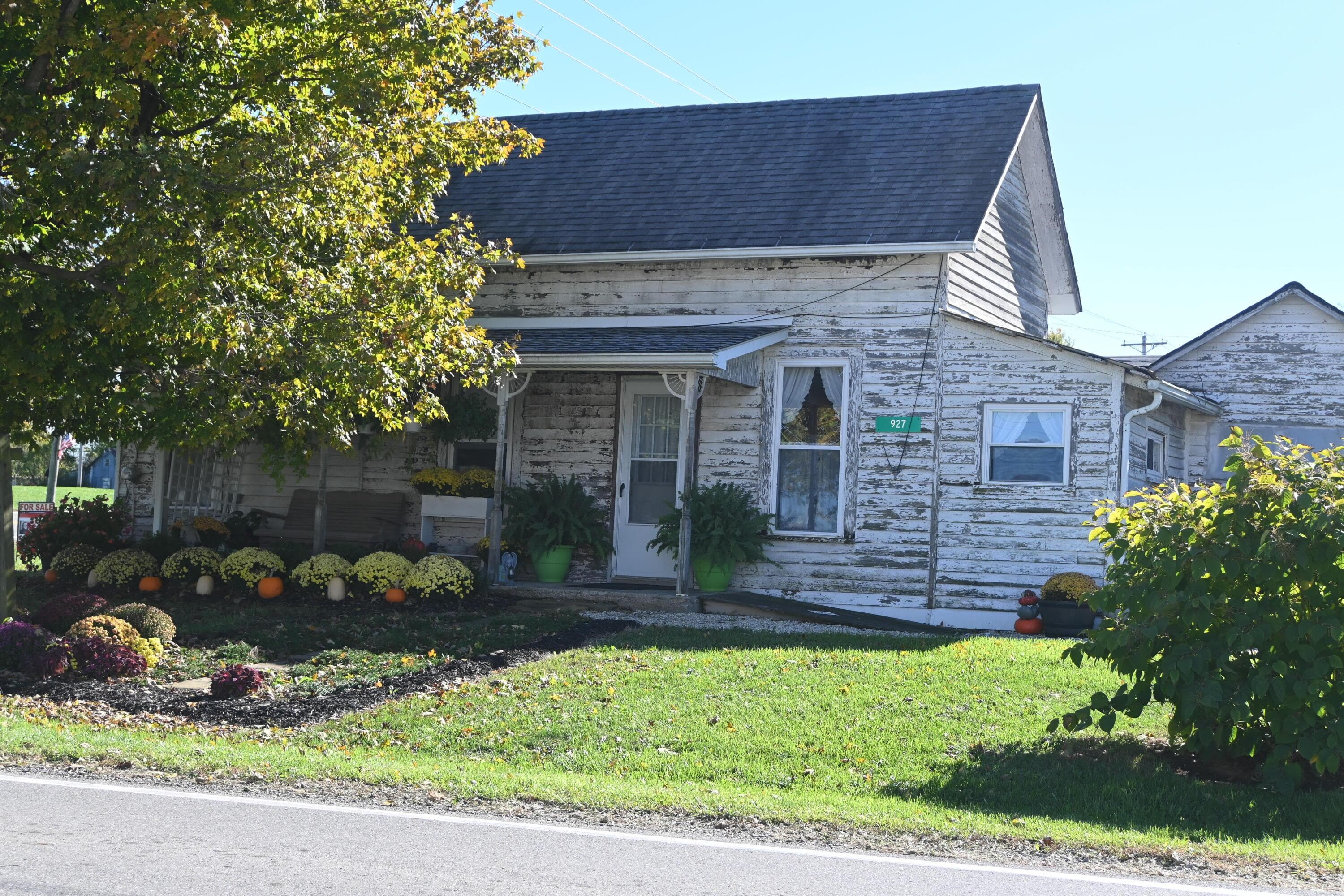 927 Sportsman Club Road, Newark, OH 43055