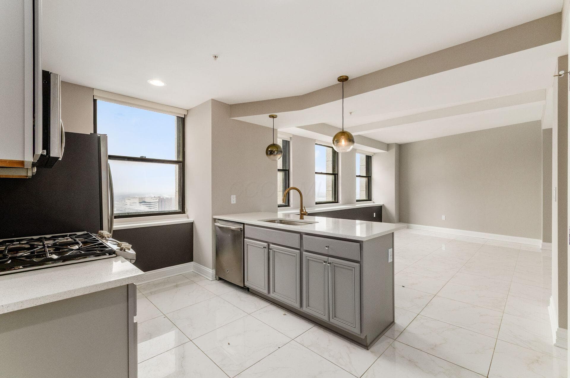 50 W Broad Street #2101, Columbus, OH 43215