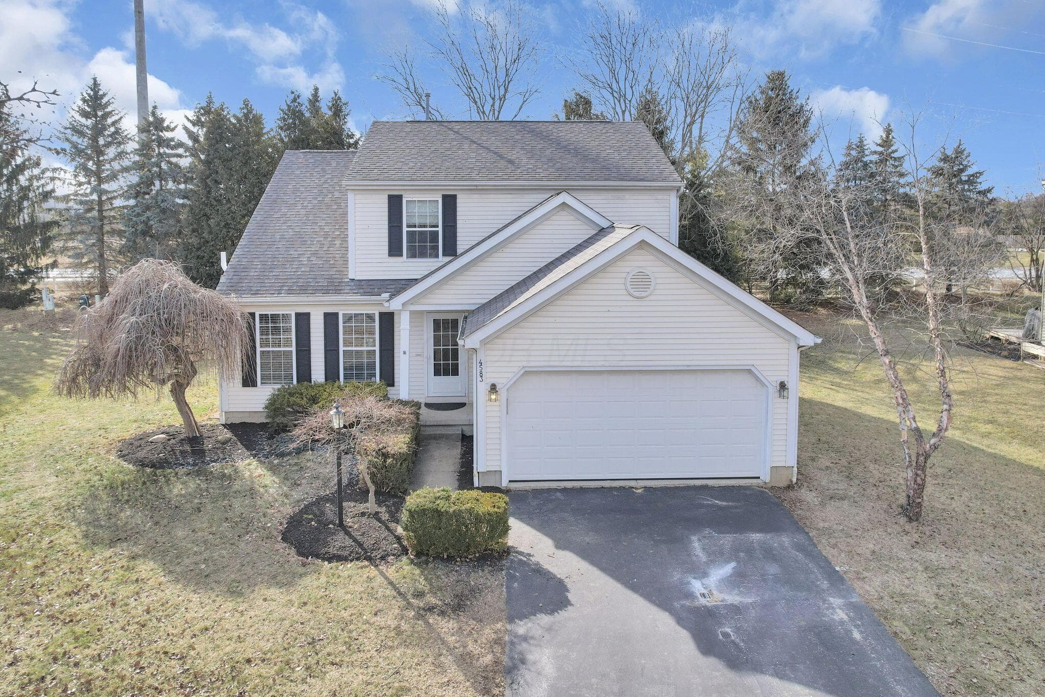 4583 Fern Trail Drive, Hilliard, OH 43026