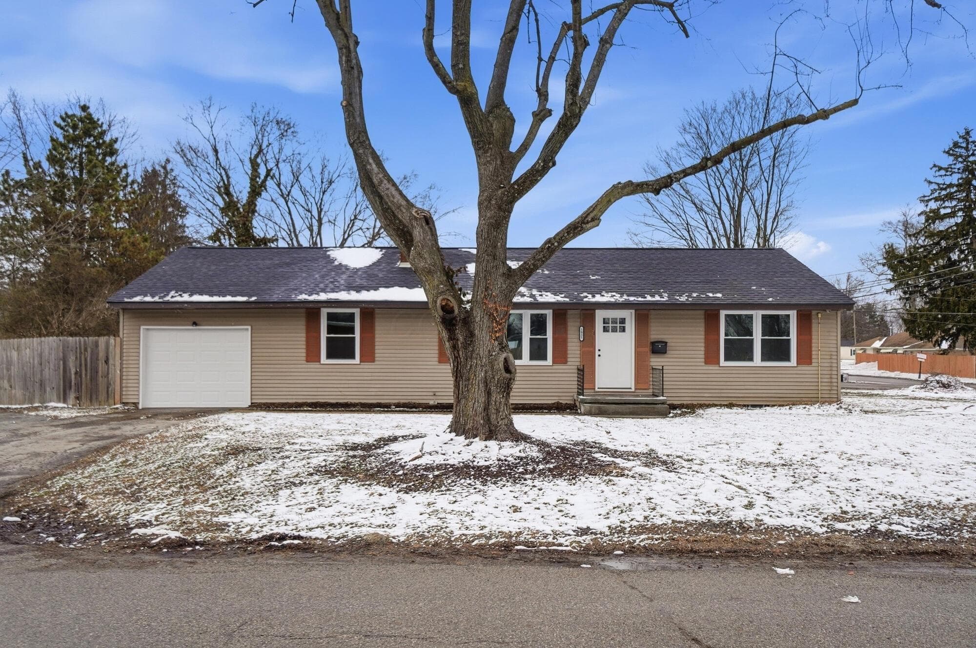 1035 E Fulton Street, Columbus, OH 43227