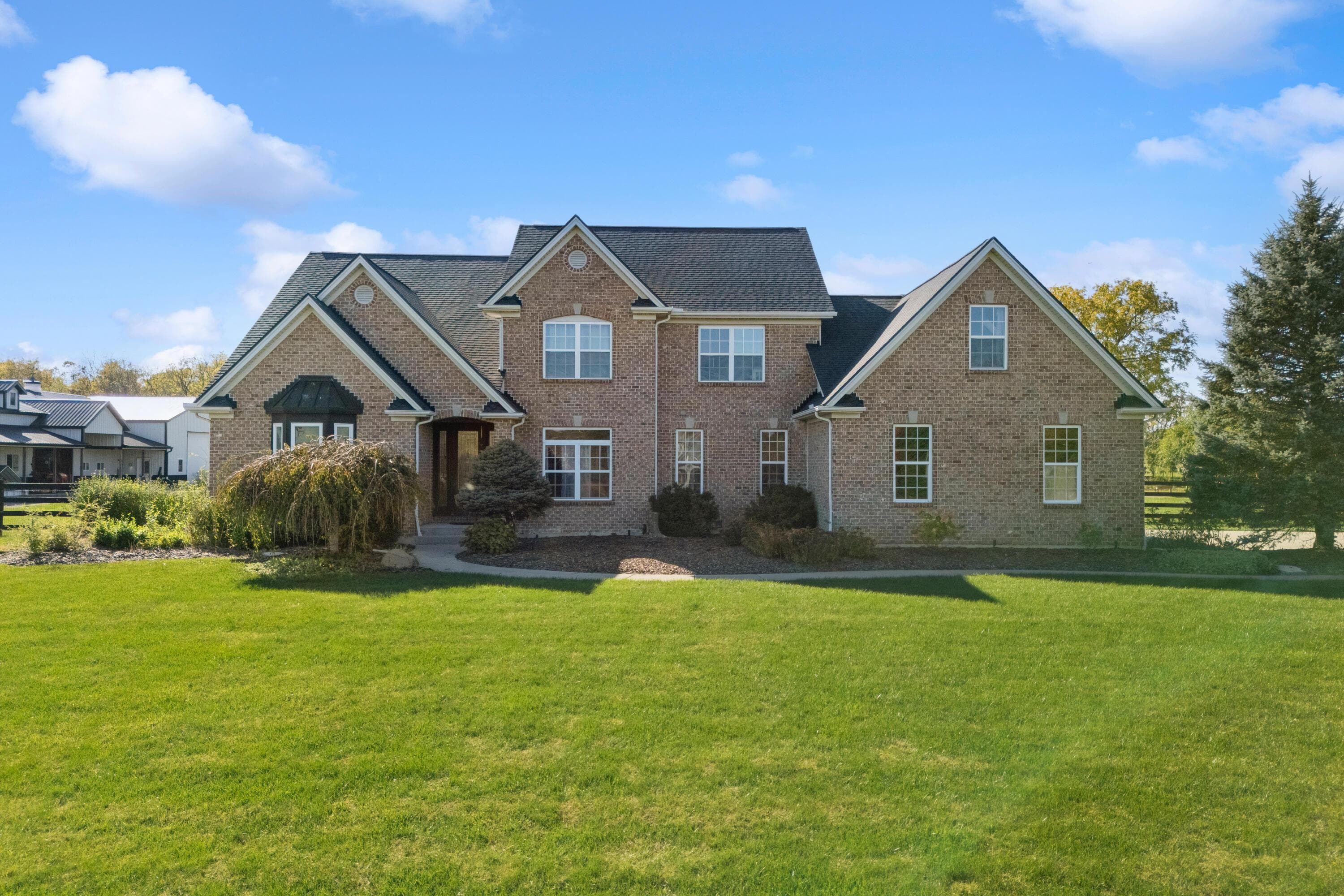1005 Arabian Run Drive, Clarksville, OH 45113