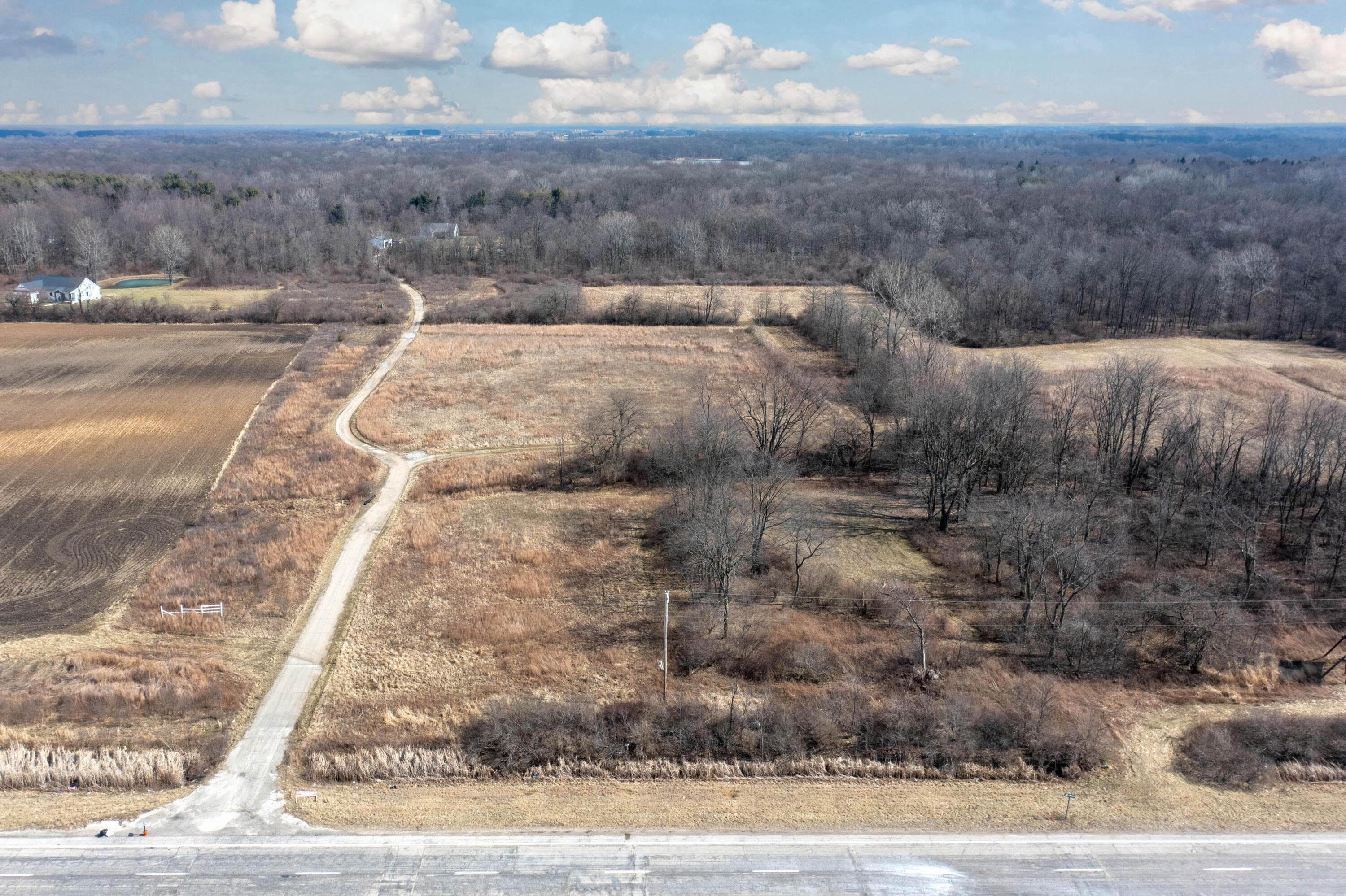 5738 US Highway 23 N, Delaware, OH 43015