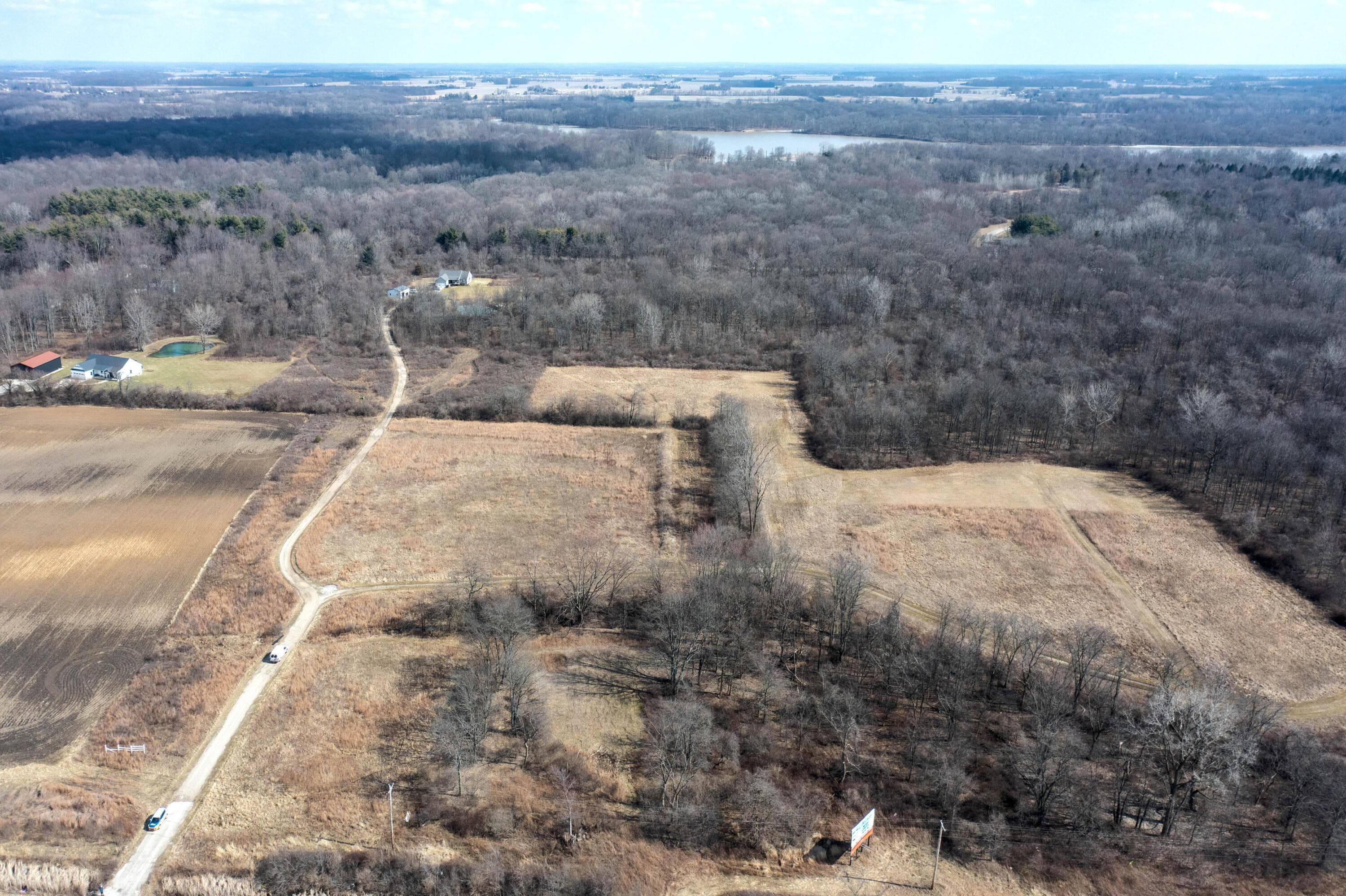 5734 US Highway 23 N, Delaware, OH 43015