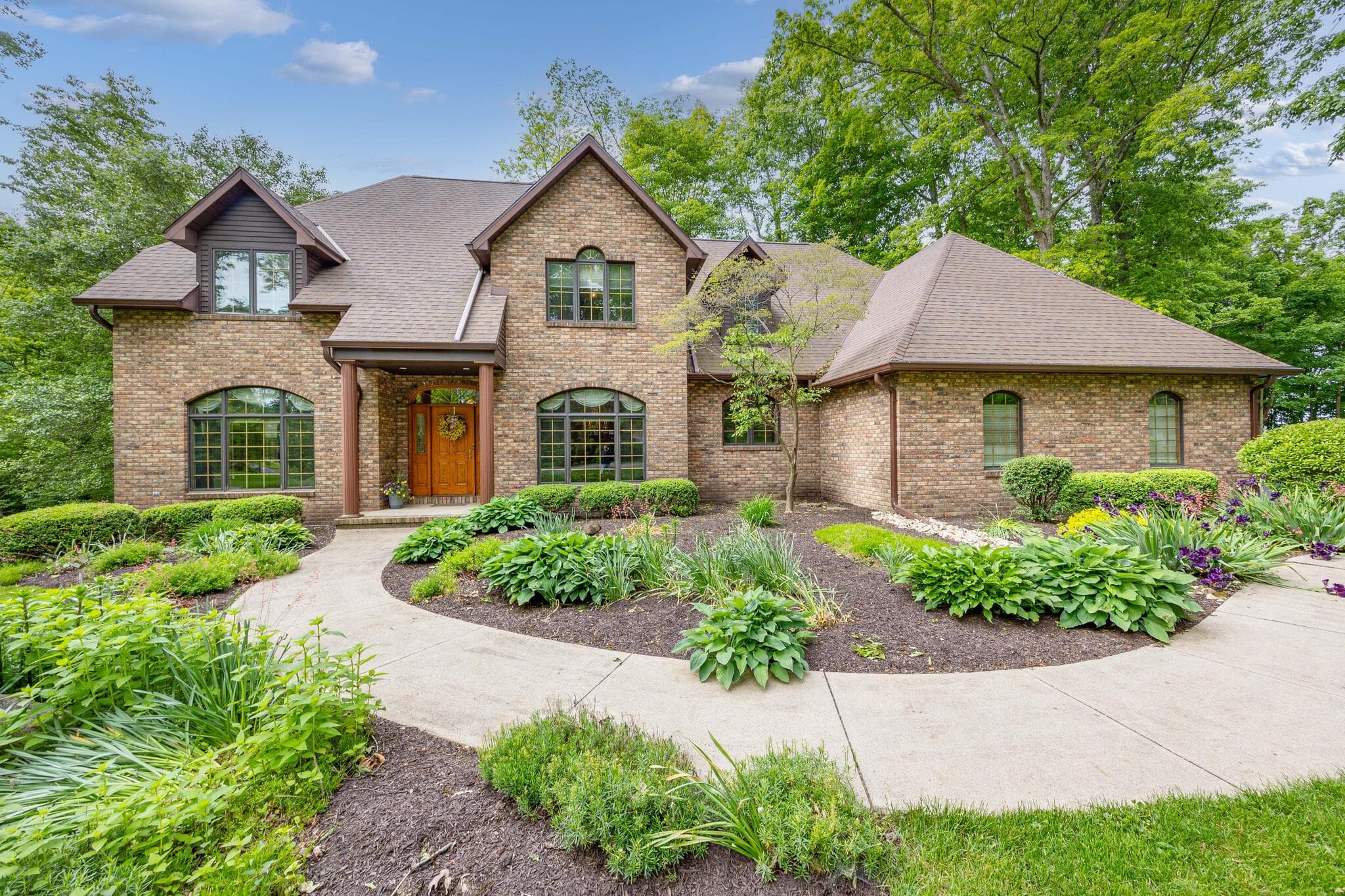 129 Tanglewood Drive, West Liberty, OH 43357