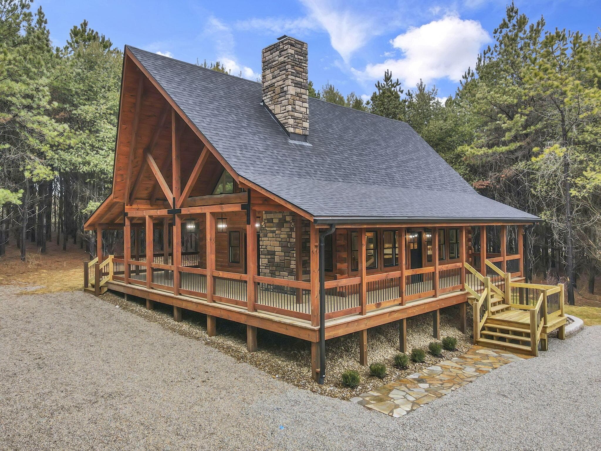 15817 Nickel Plate Road, Logan, OH