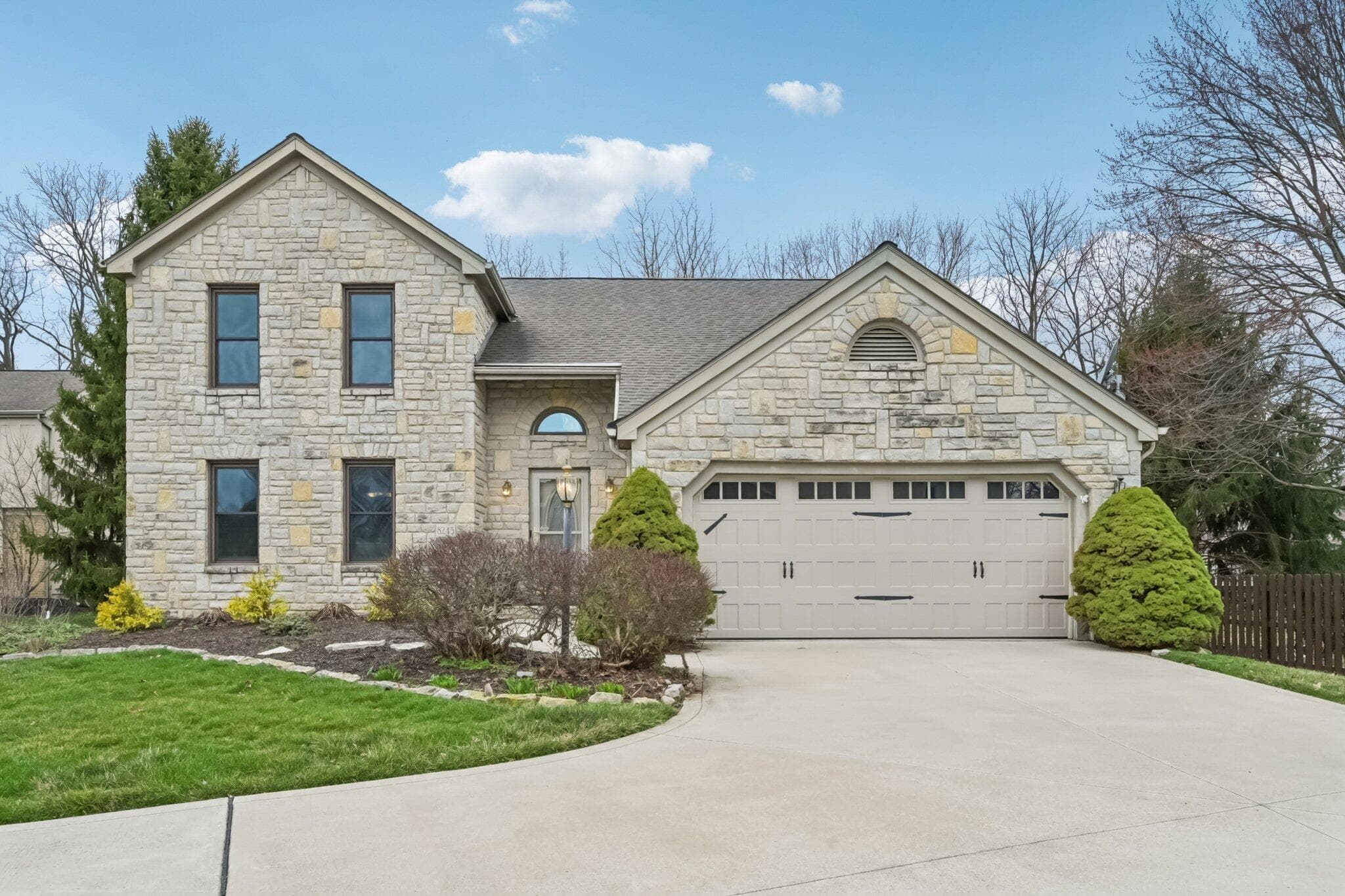 8245 Markhaven Court, Columbus, OH 43235