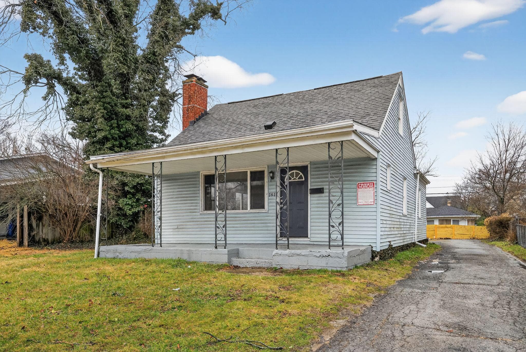 161 S James Road, Columbus, OH 43213