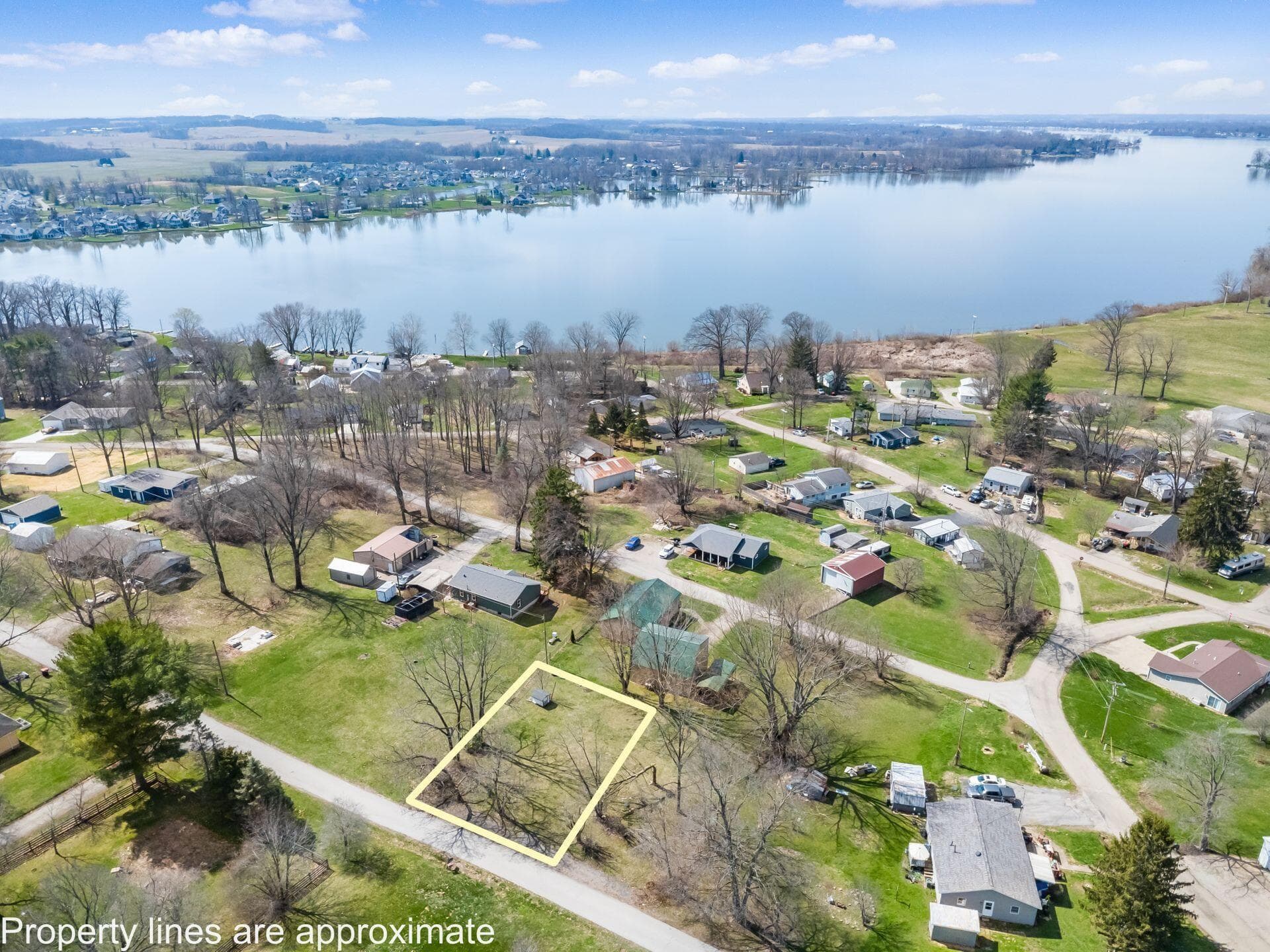 52 Ridge Road, Thornville, OH 43076