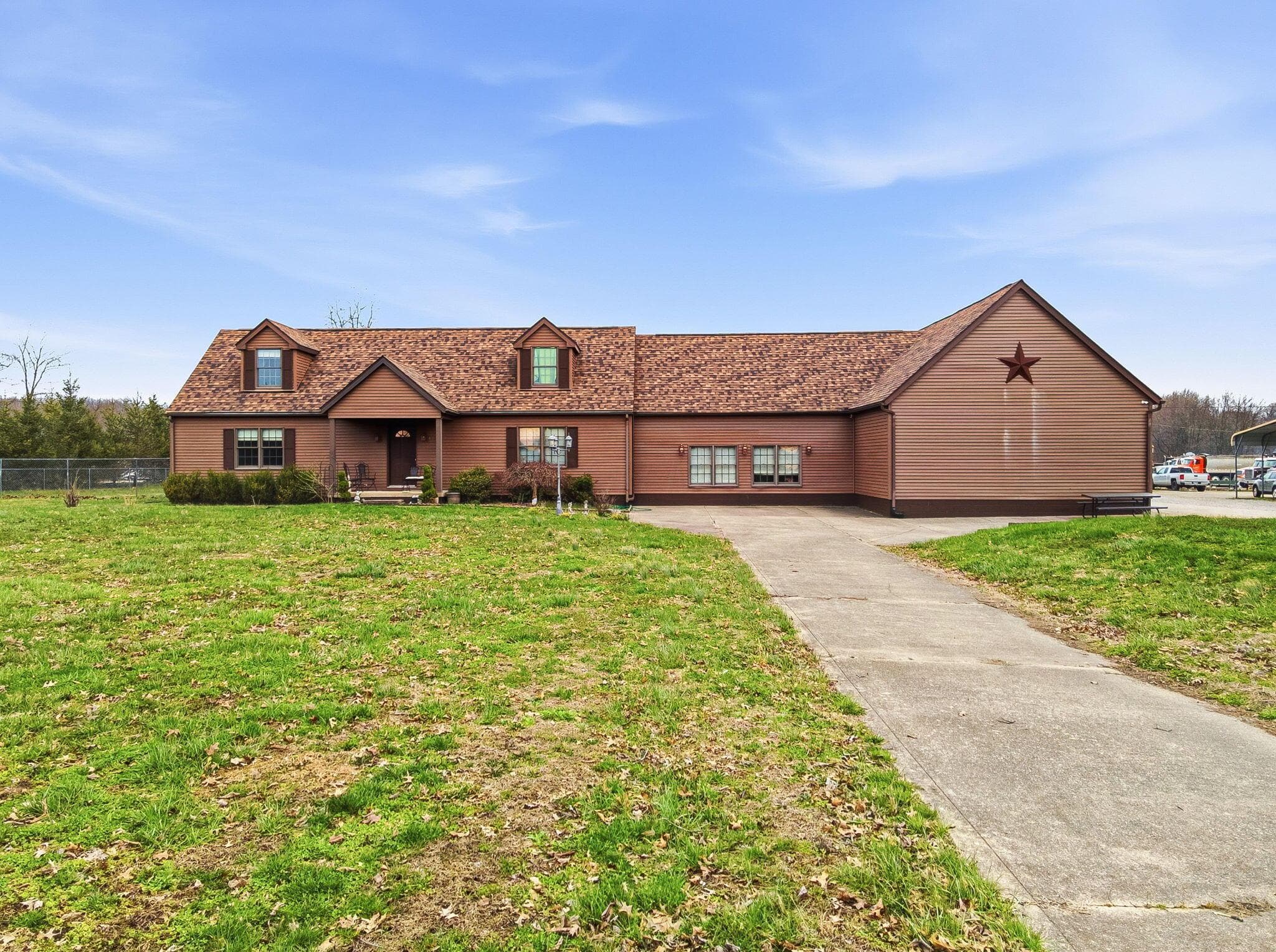 1040 Straight Creek Road, Waverly, OH 45690