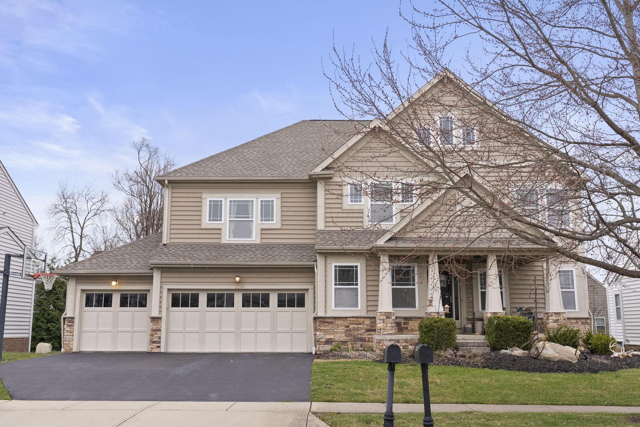 1294 Ironwood Drive, Grove City, OH 43123