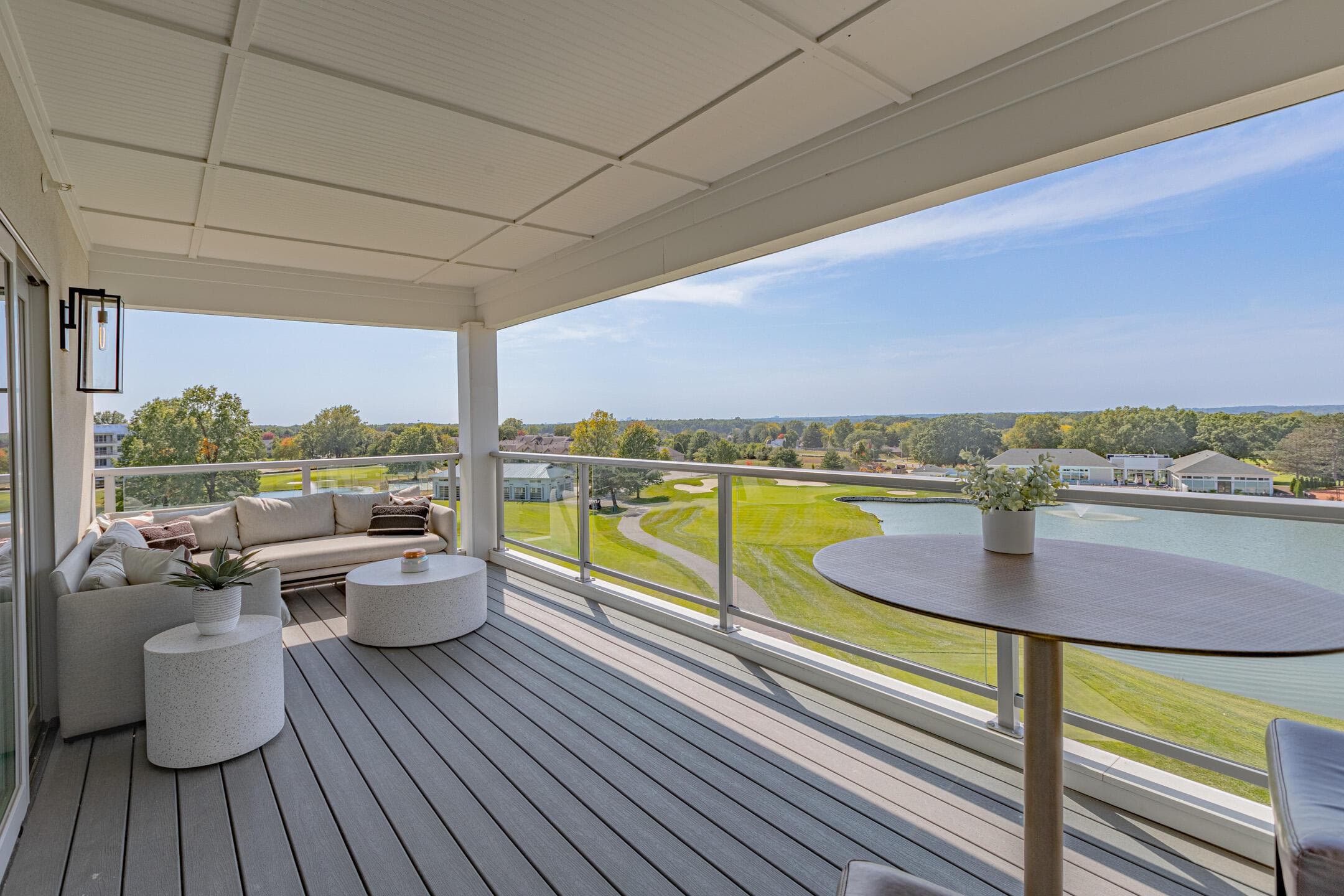 5211 Highpointe Lakes Drive #301, Westerville, OH 43081