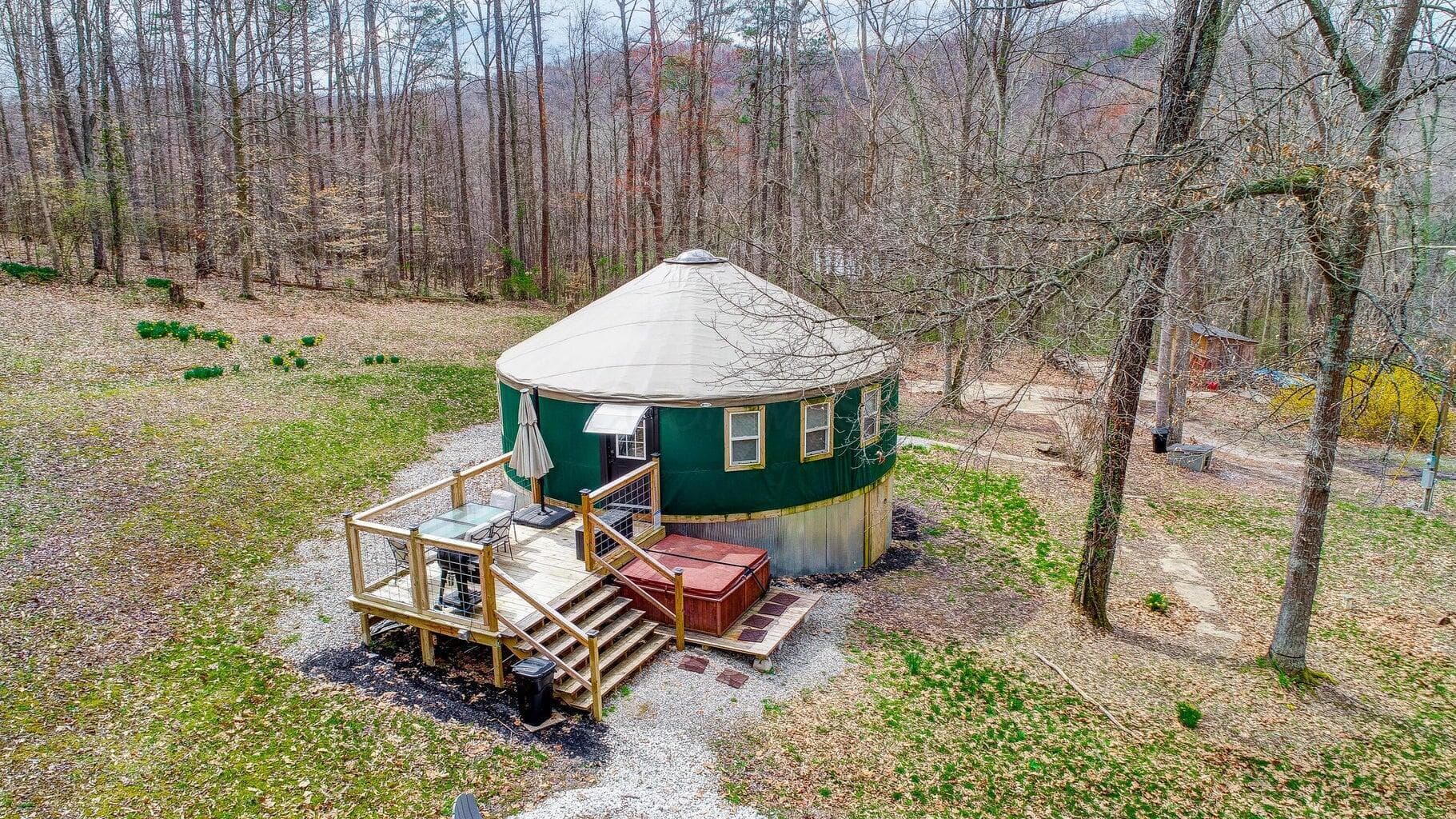 26702 E Fork Road, Laurelville, OH