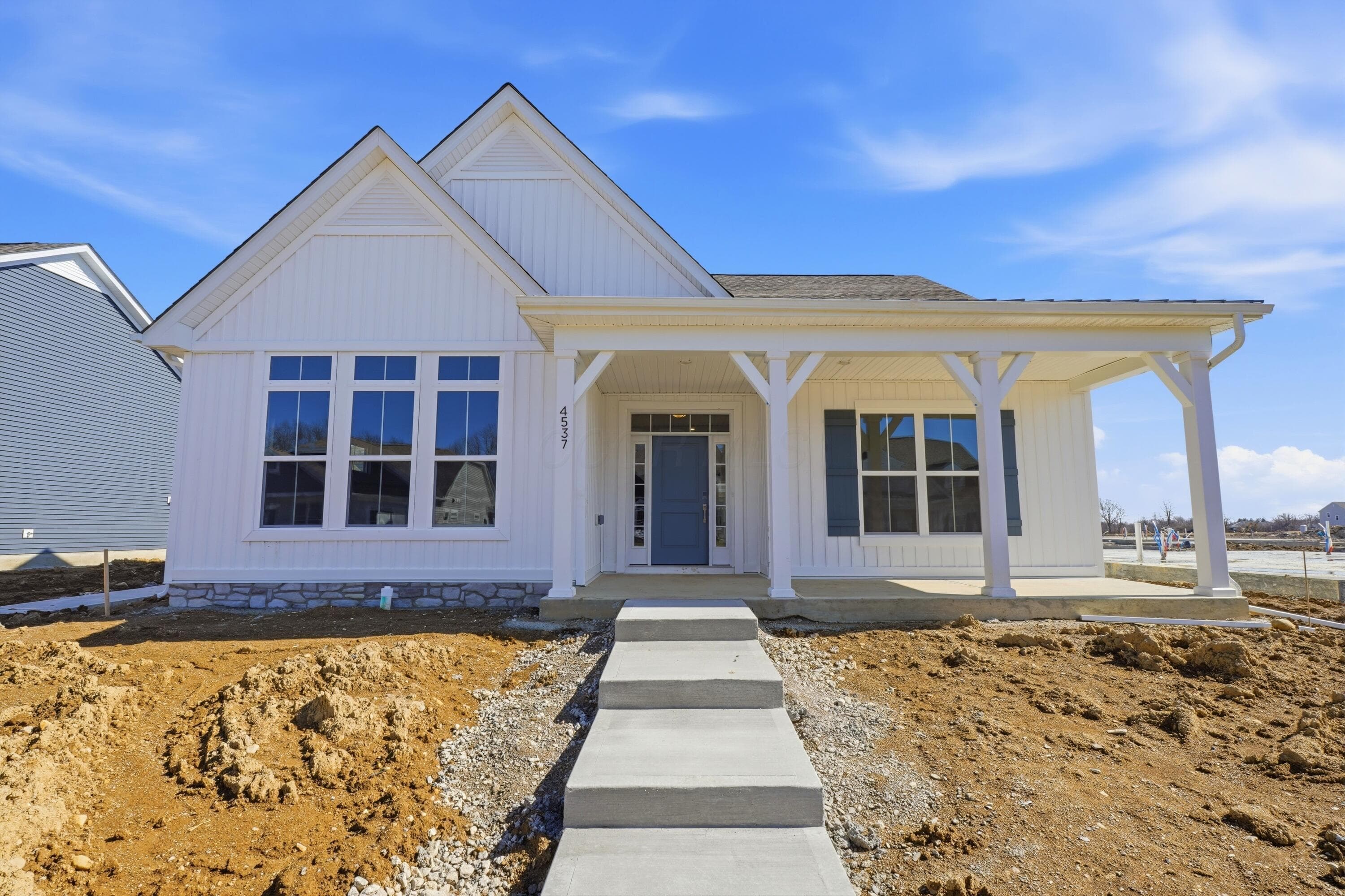 4537 Corsican Loop E, Hilliard, OH 43026
