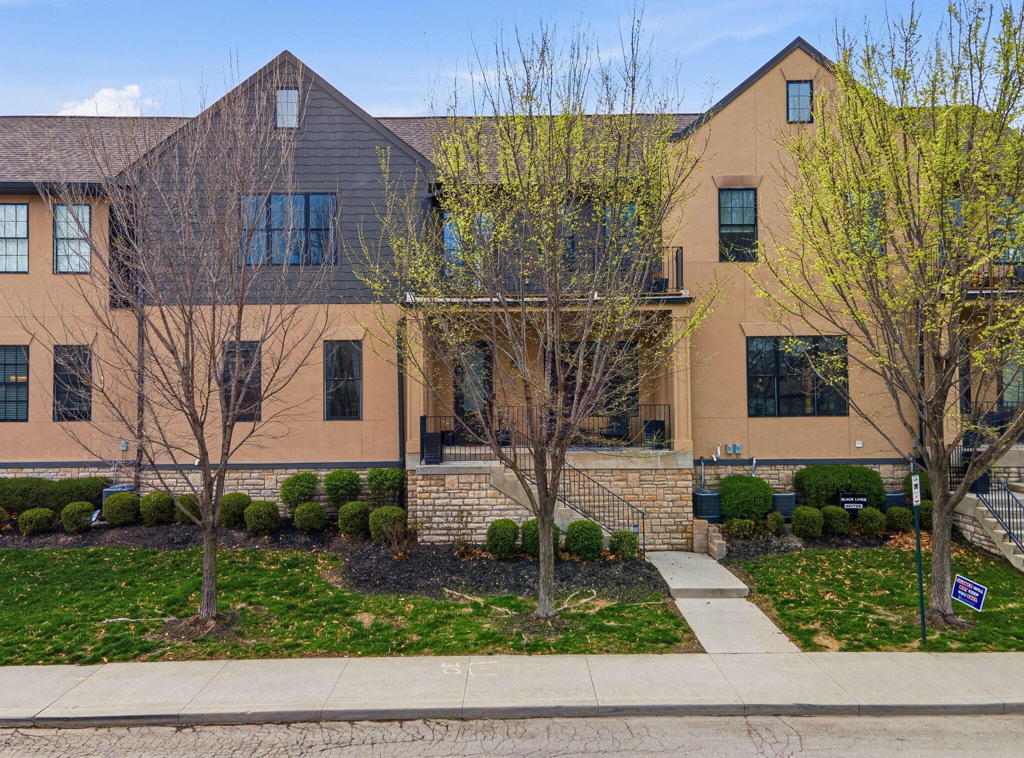 225 S Ohio Avenue #12, Columbus, OH 43205