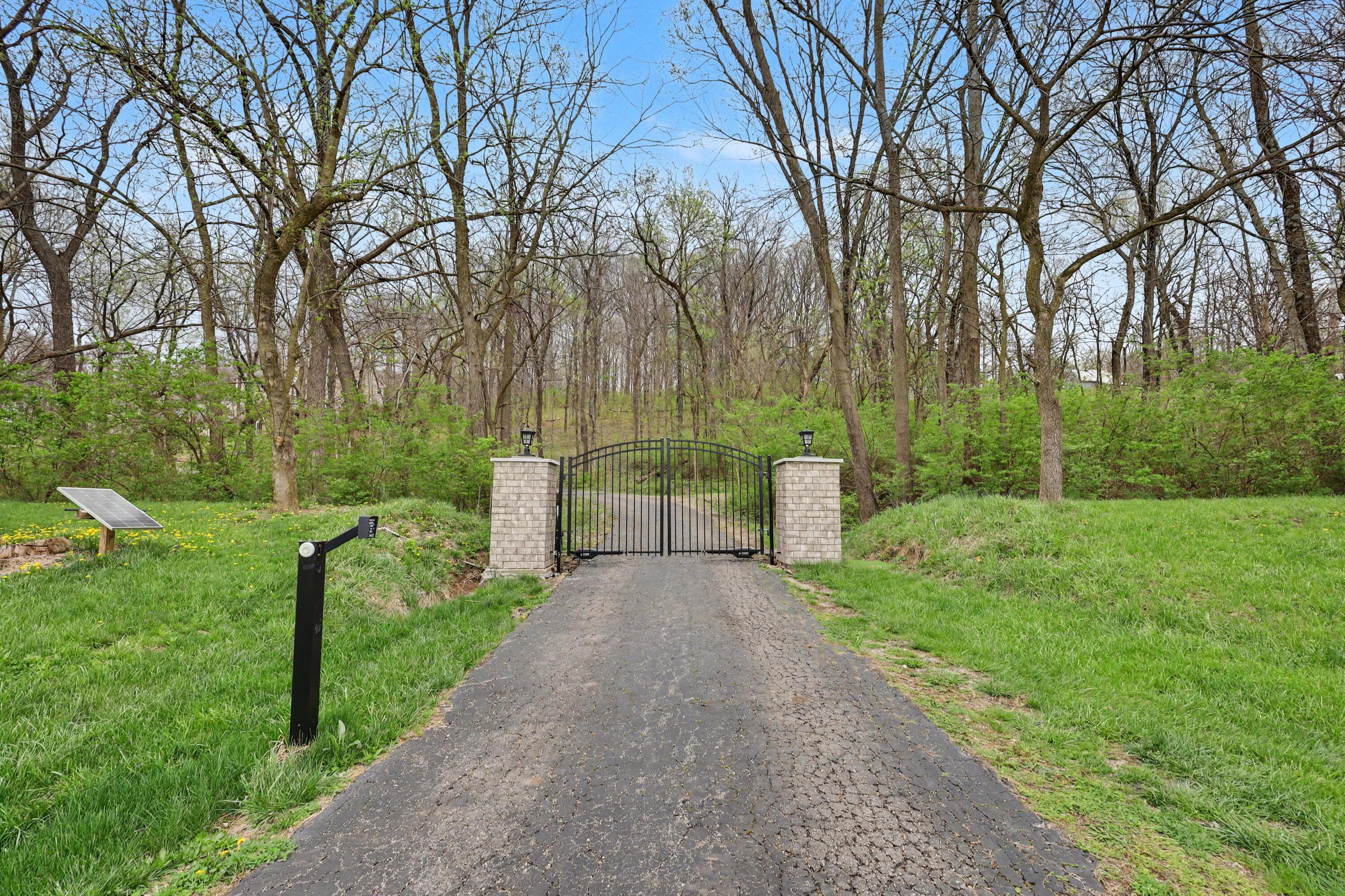 10444 Dayton Cincinnati Pike, Miamisburg, OH 45342