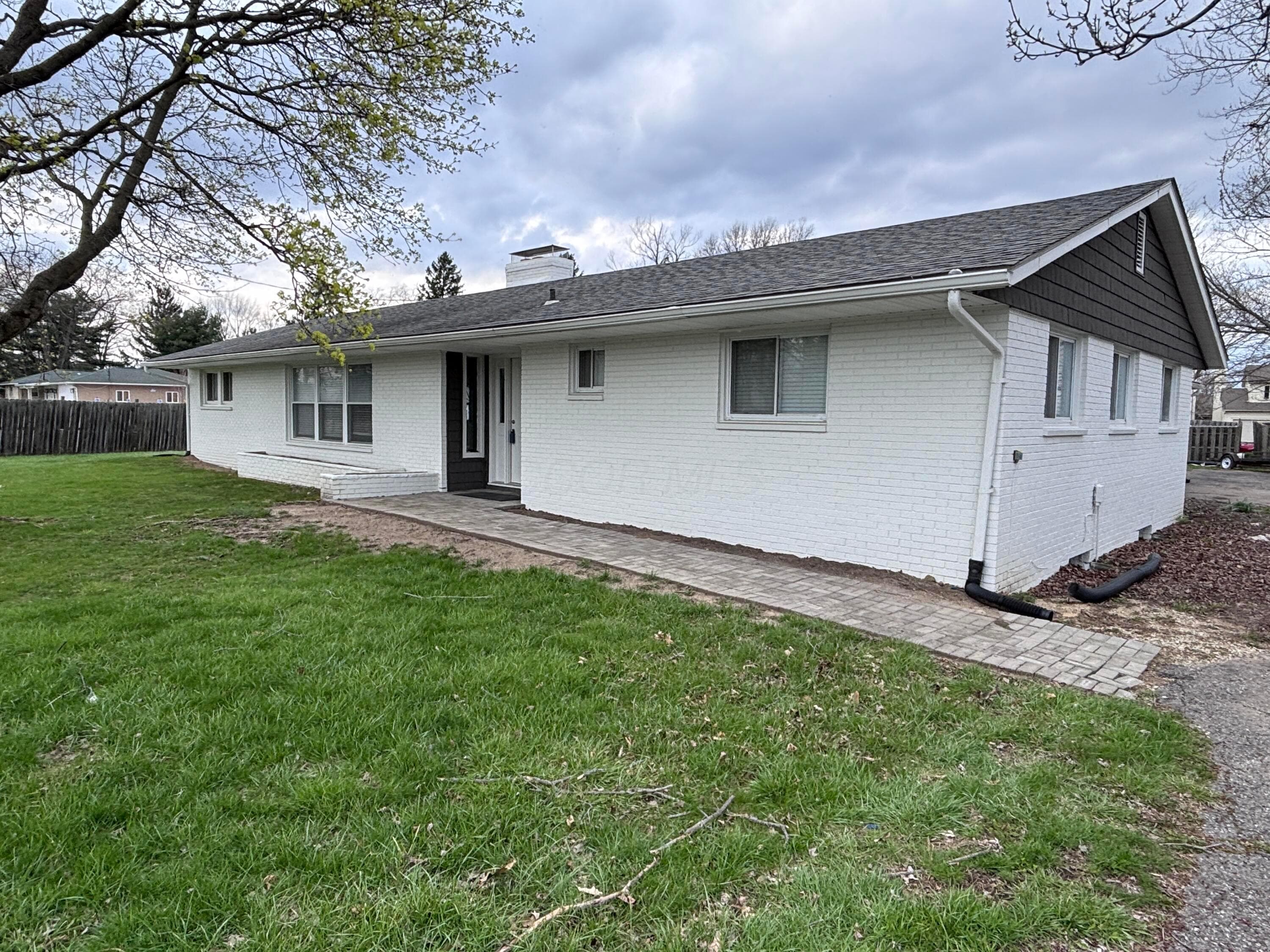 5138 Roberts Road, Hilliard, OH 43026