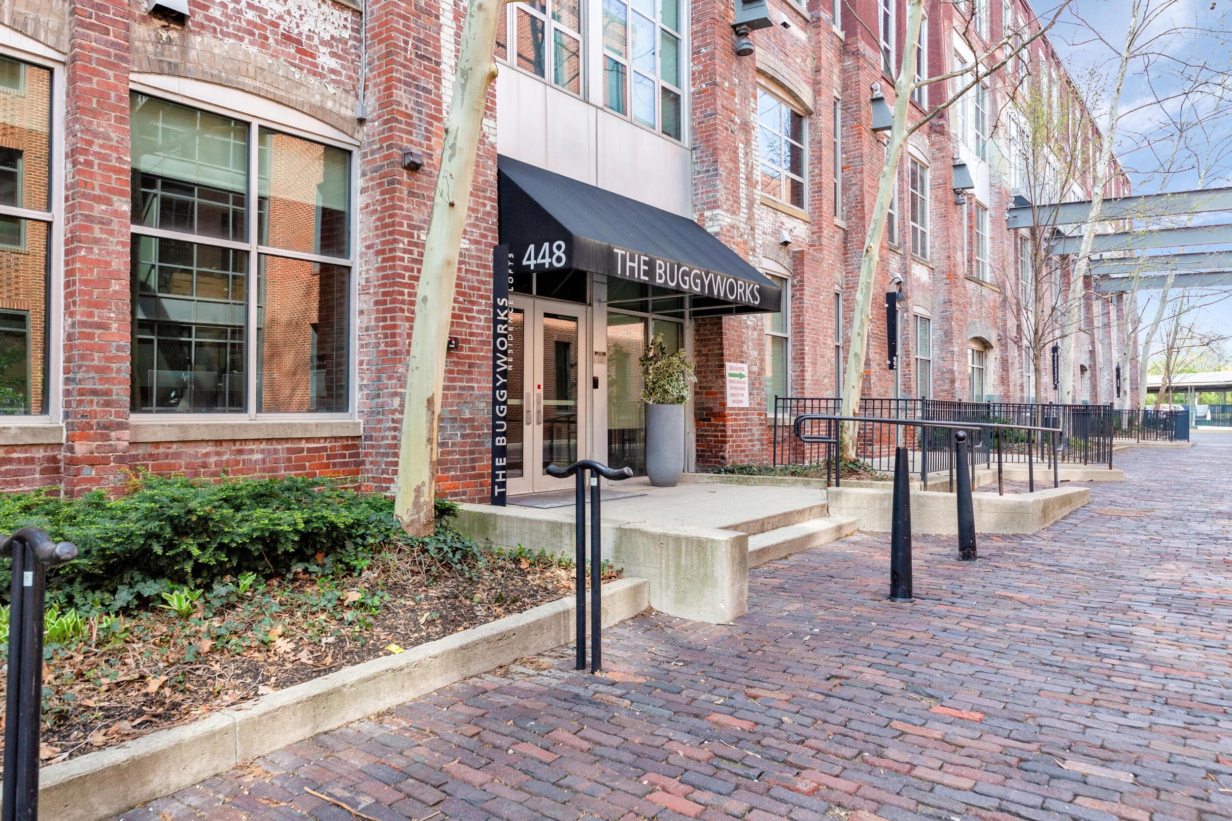 448 W Nationwide Boulevard #303, Columbus, OH 43215