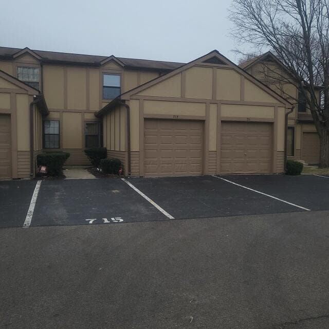 713 Michael View Court #86, Columbus, OH