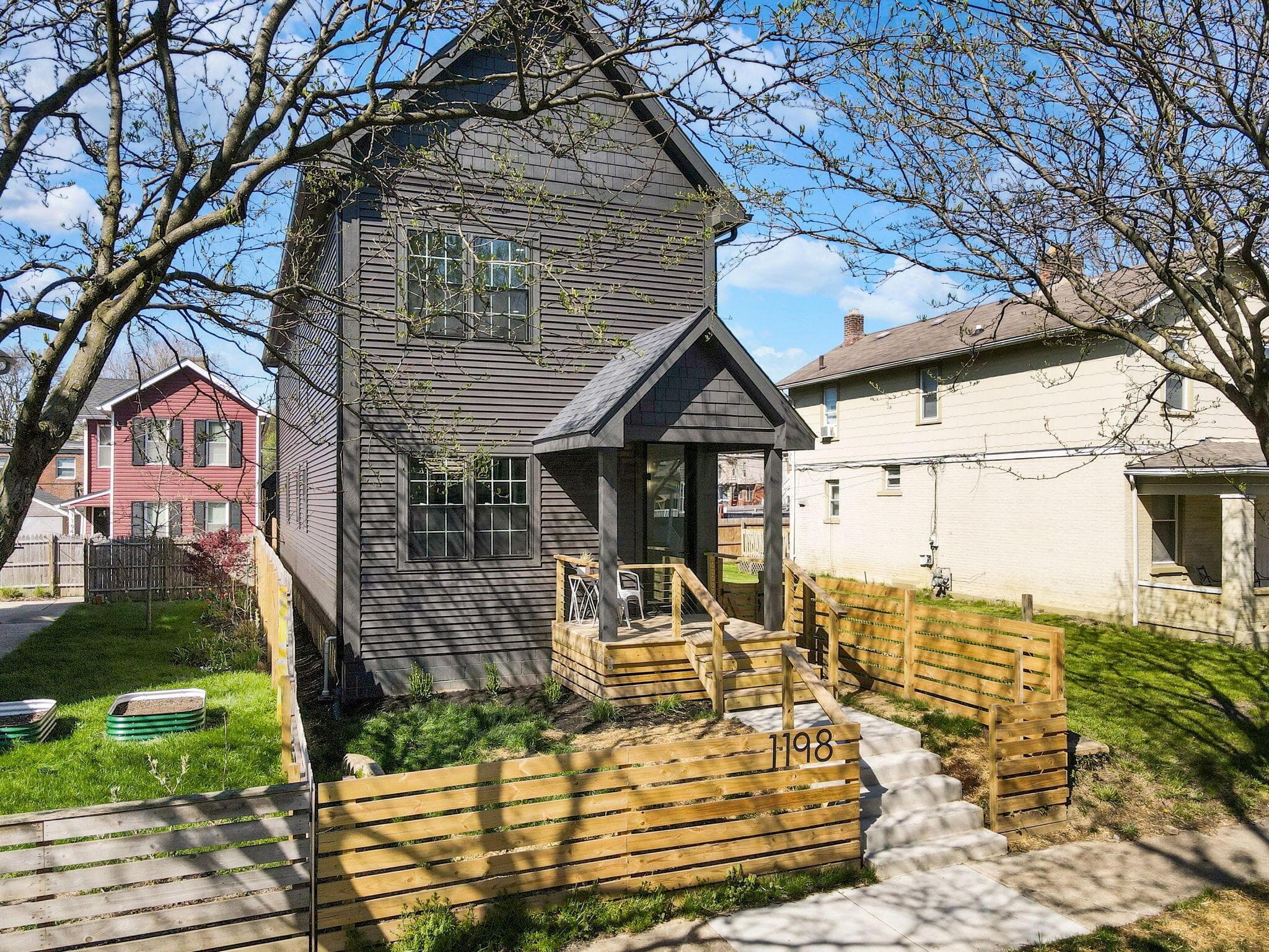 1198 E Rich Street, Columbus, OH 43205
