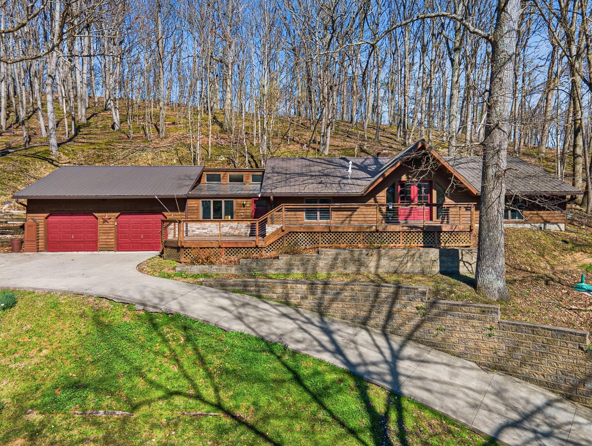 2412 Audrey Drive E, Newark, OH