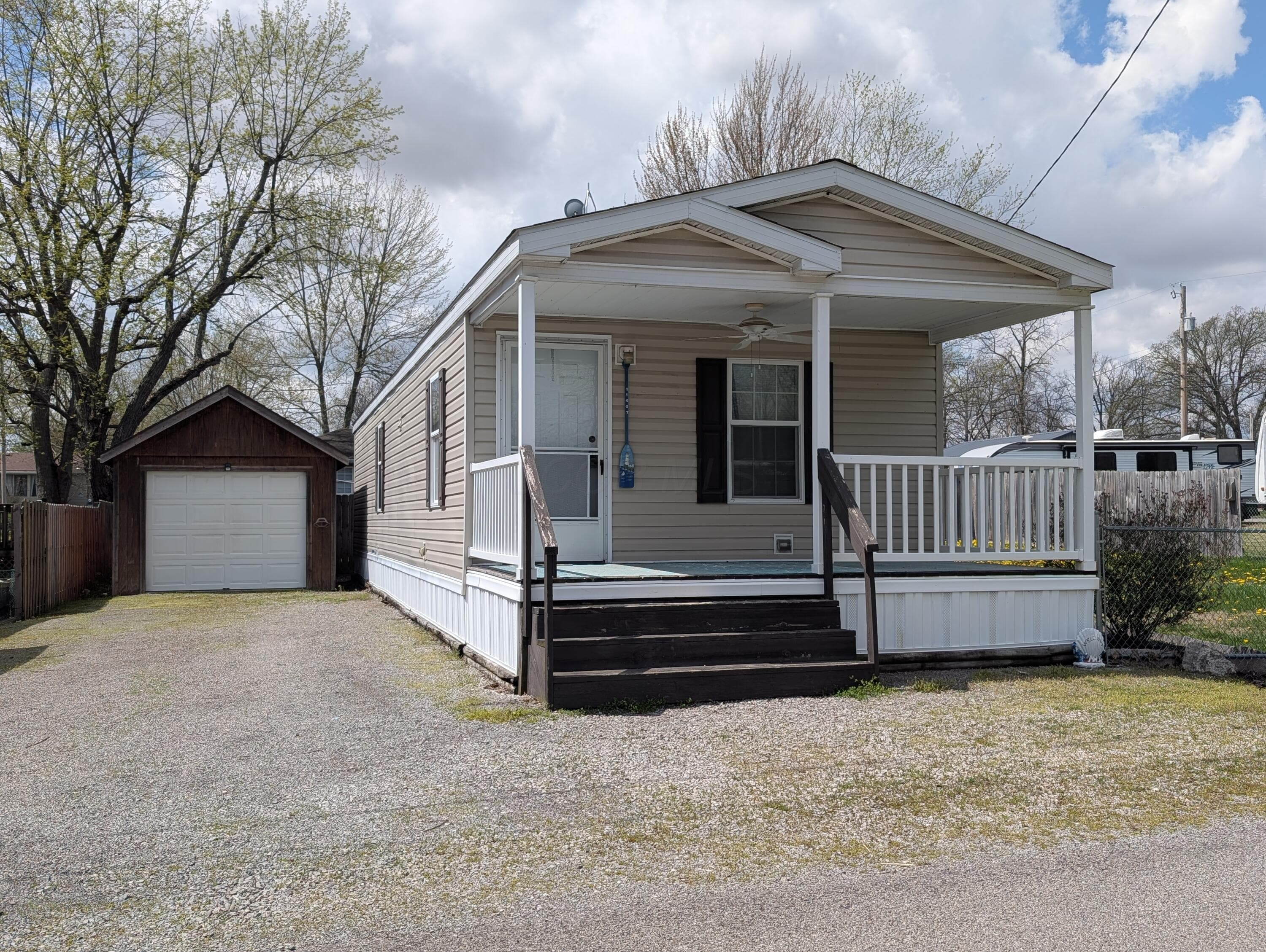 11407 Kickapoo Path, Lakeview, OH 43331