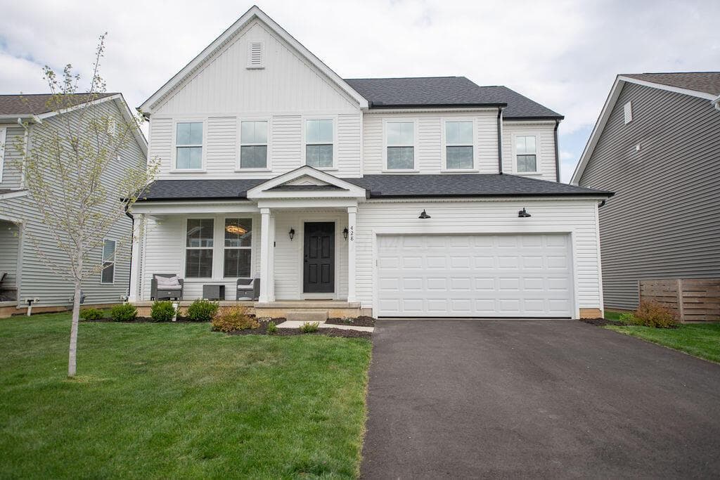 428 Oakland Hills Loop, Commercial Point, OH 43116