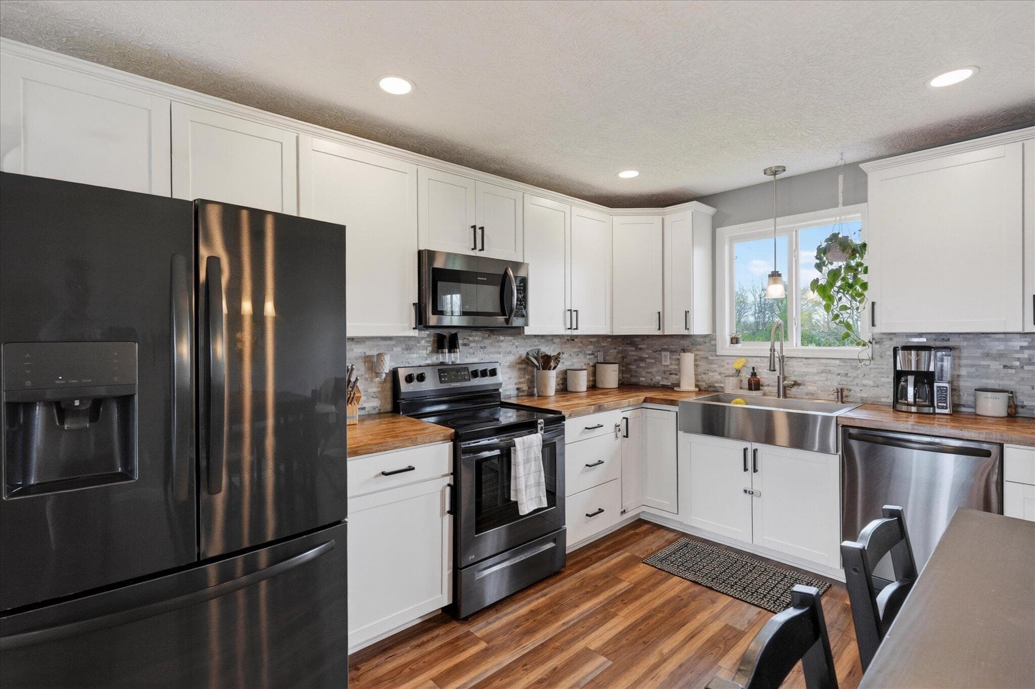 5879 Farmers Road #B, Martinsville, OH 45146