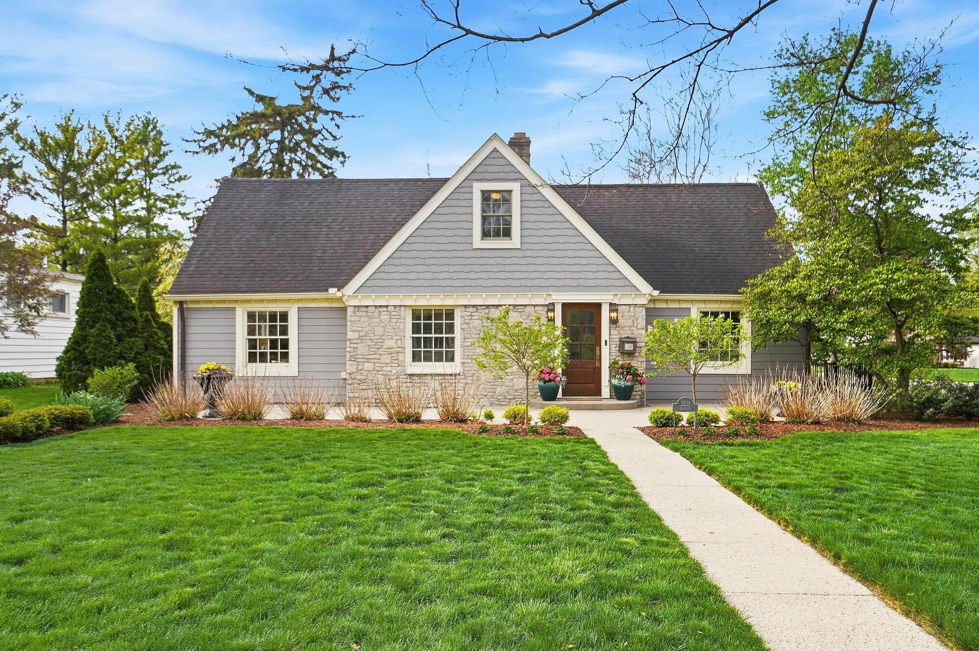 2231 Inchcliff Road, Columbus, OH 43221