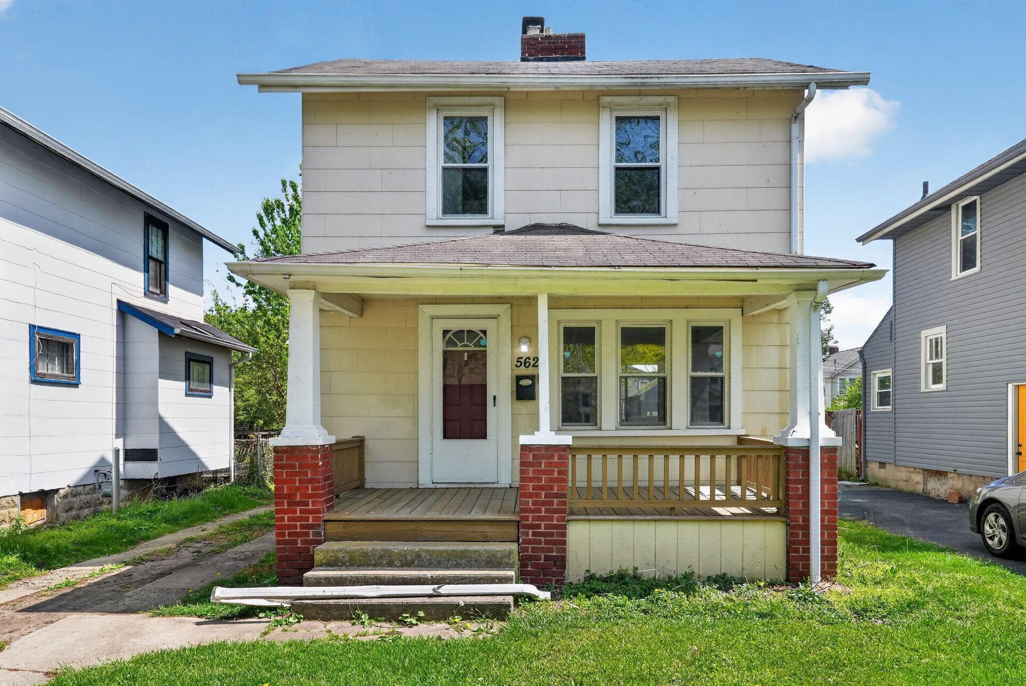 562 S Ogden Avenue, Columbus, OH 43204