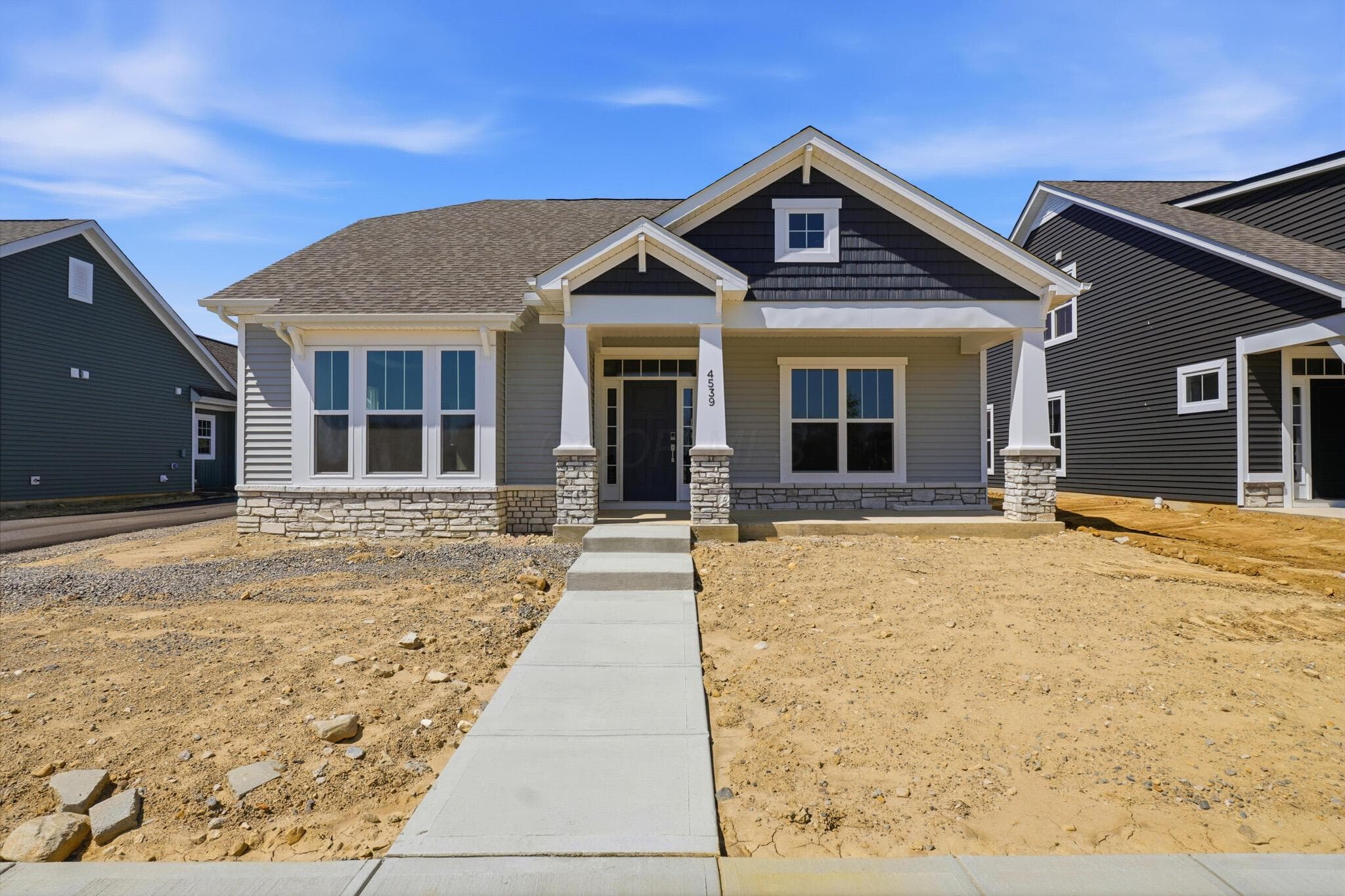 4539 Corsican Loop E, Hilliard, OH 43026