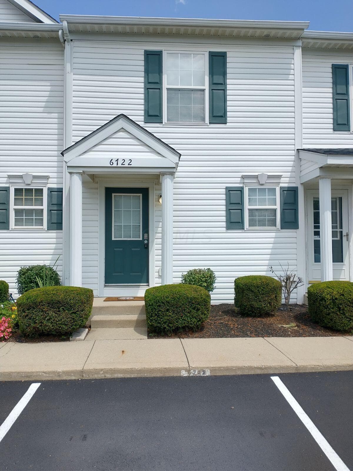 6722 Lagrange Drive #54E, Canal Winchester, OH 43110
