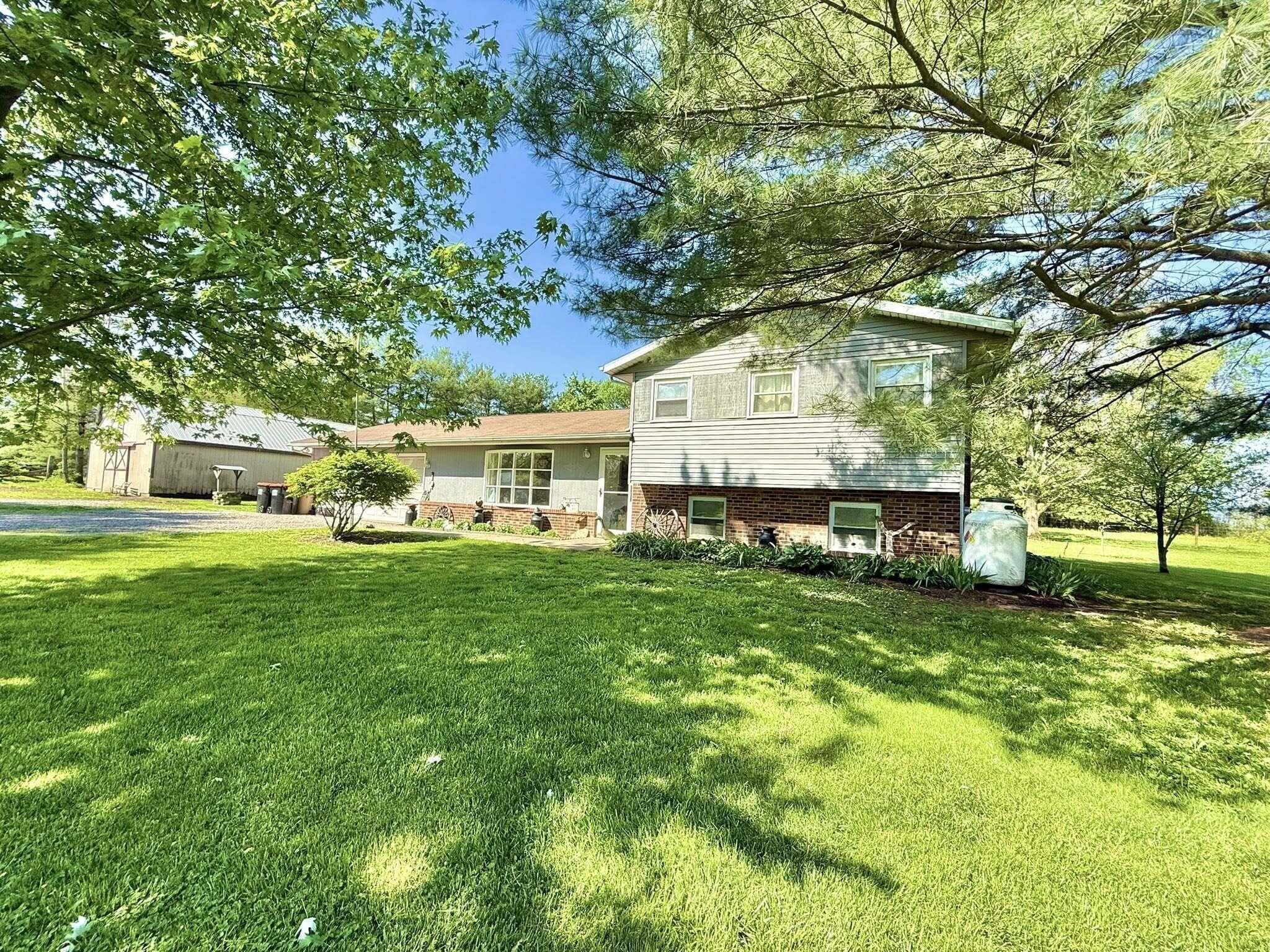 1260 S County Line Road, Johnstown, OH 43031