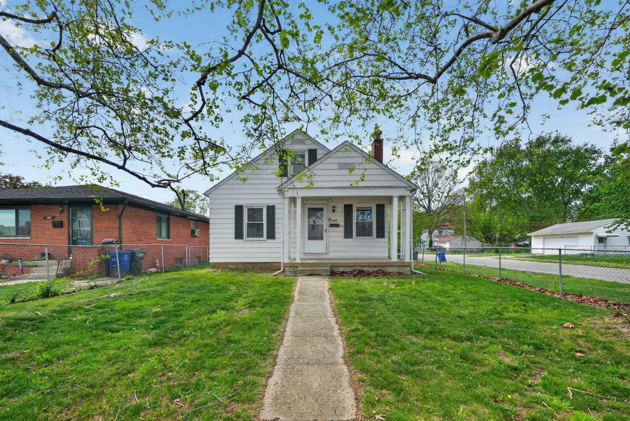 669 S Hampton Road, Columbus, OH 43213