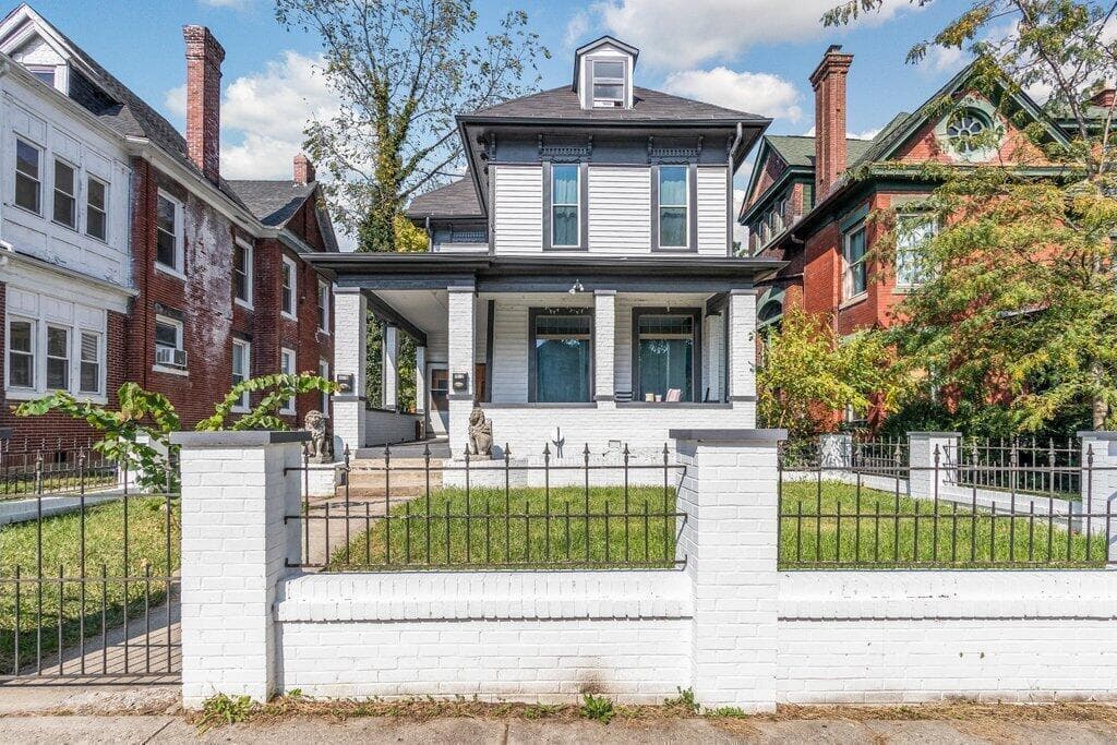 1570 E Long Street #1572, Columbus, OH 43203
