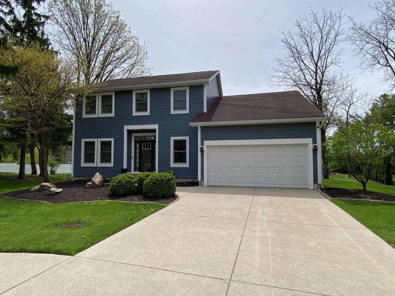101 Pinecrest Court, Bellefontaine, OH 43311