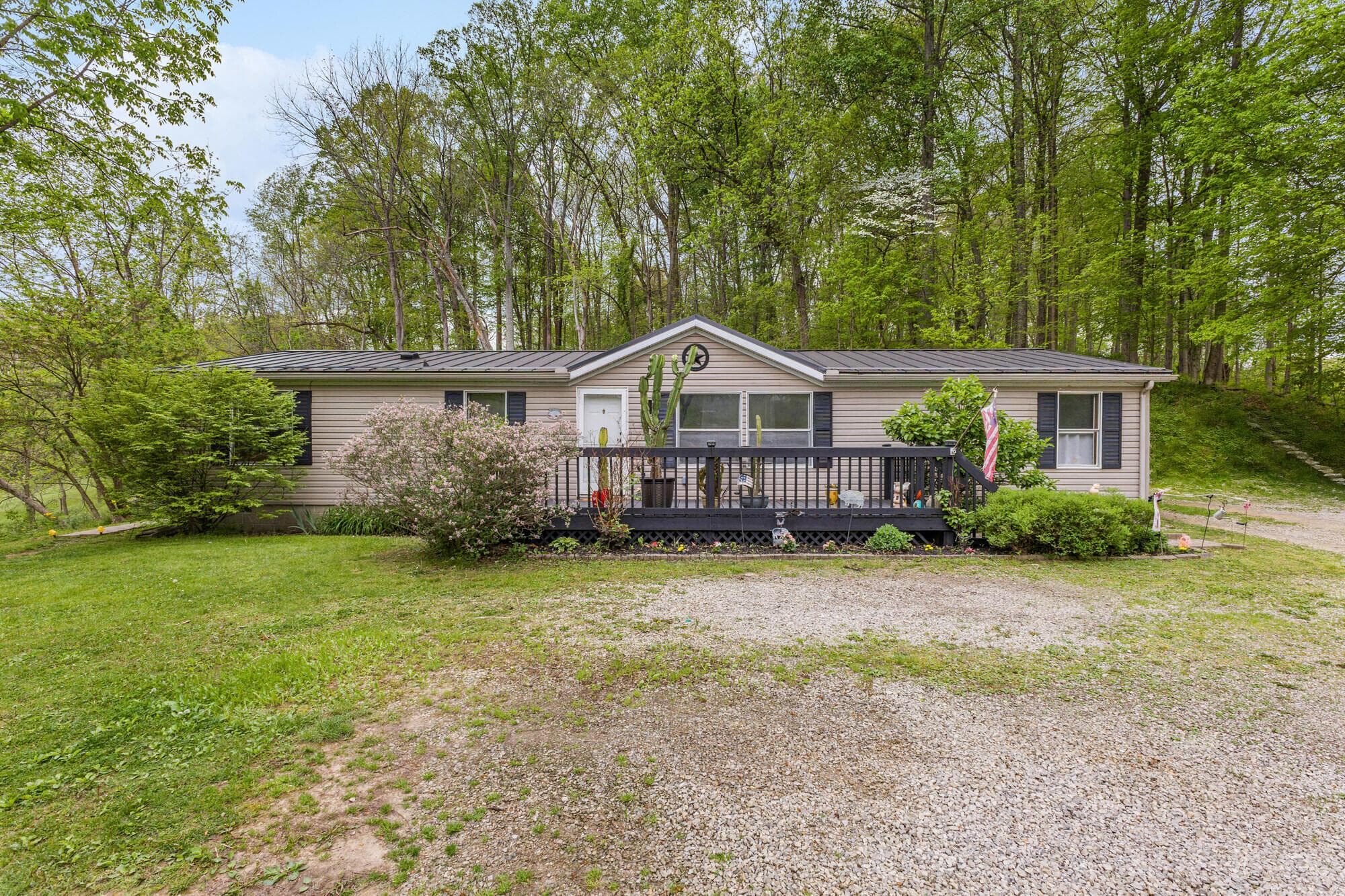 10541 Clearport Road SW, Amanda, OH 43102