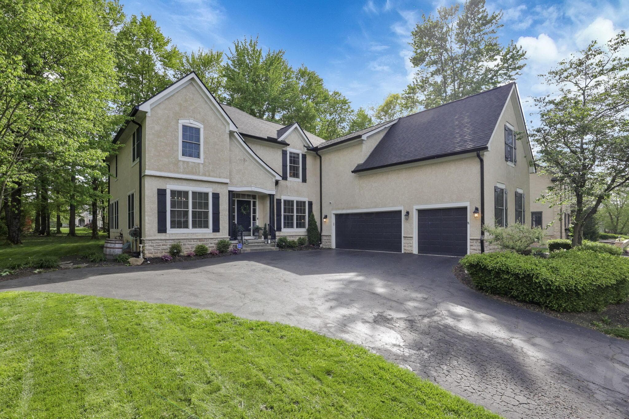 7097 Pleasant Colony Circle, Blacklick, OH 43004