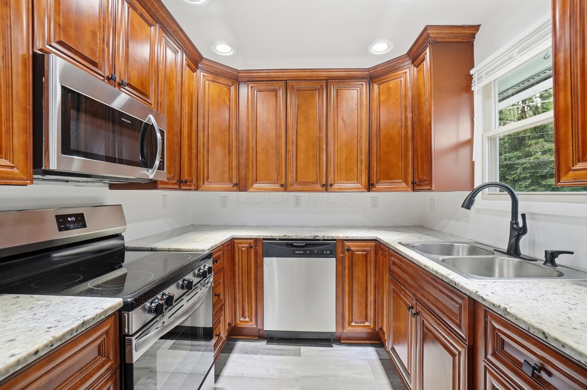 5007 Holbrook Drive, Columbus, OH 43232