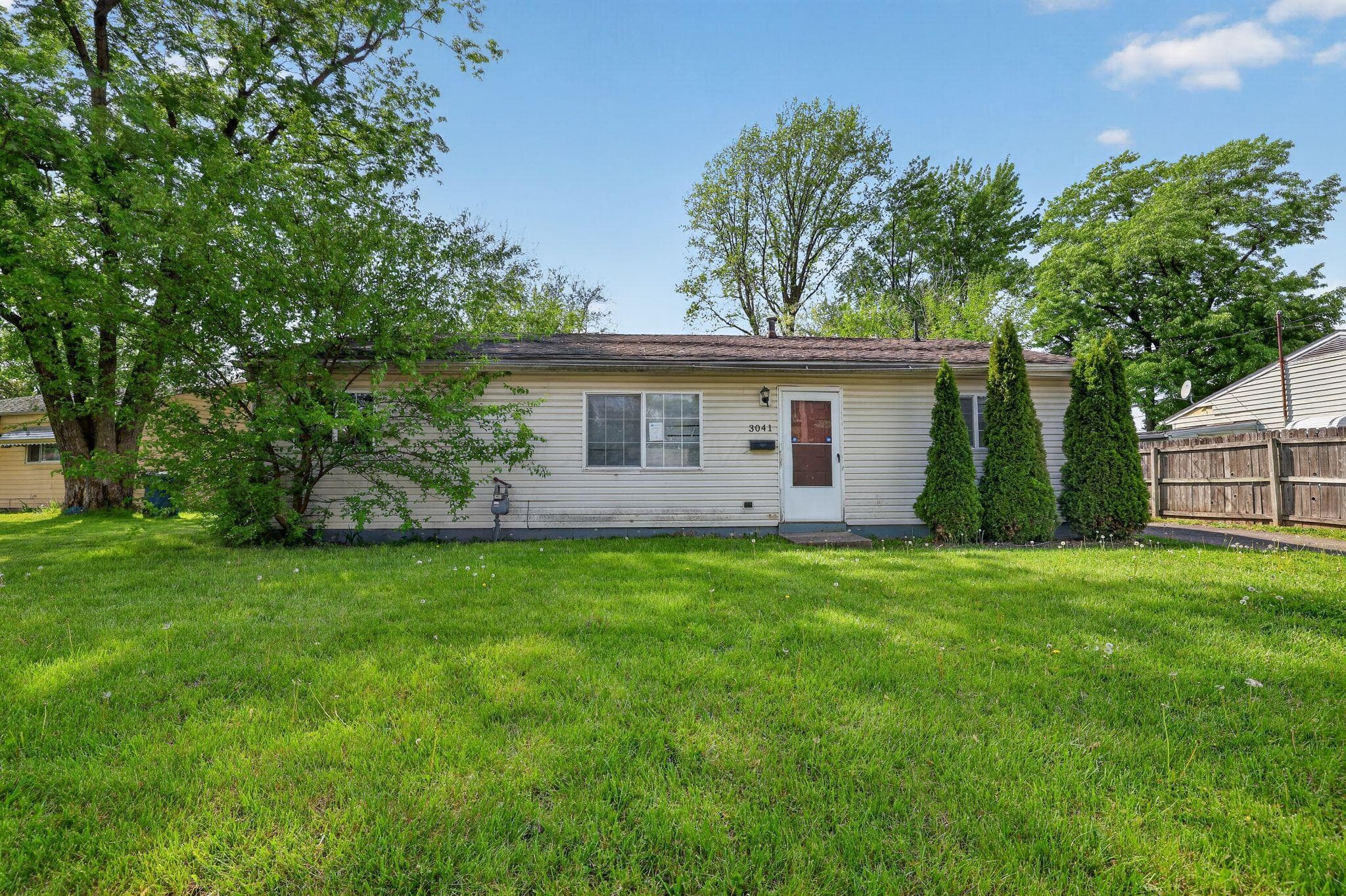 3041 Bluefield Drive, Columbus, OH